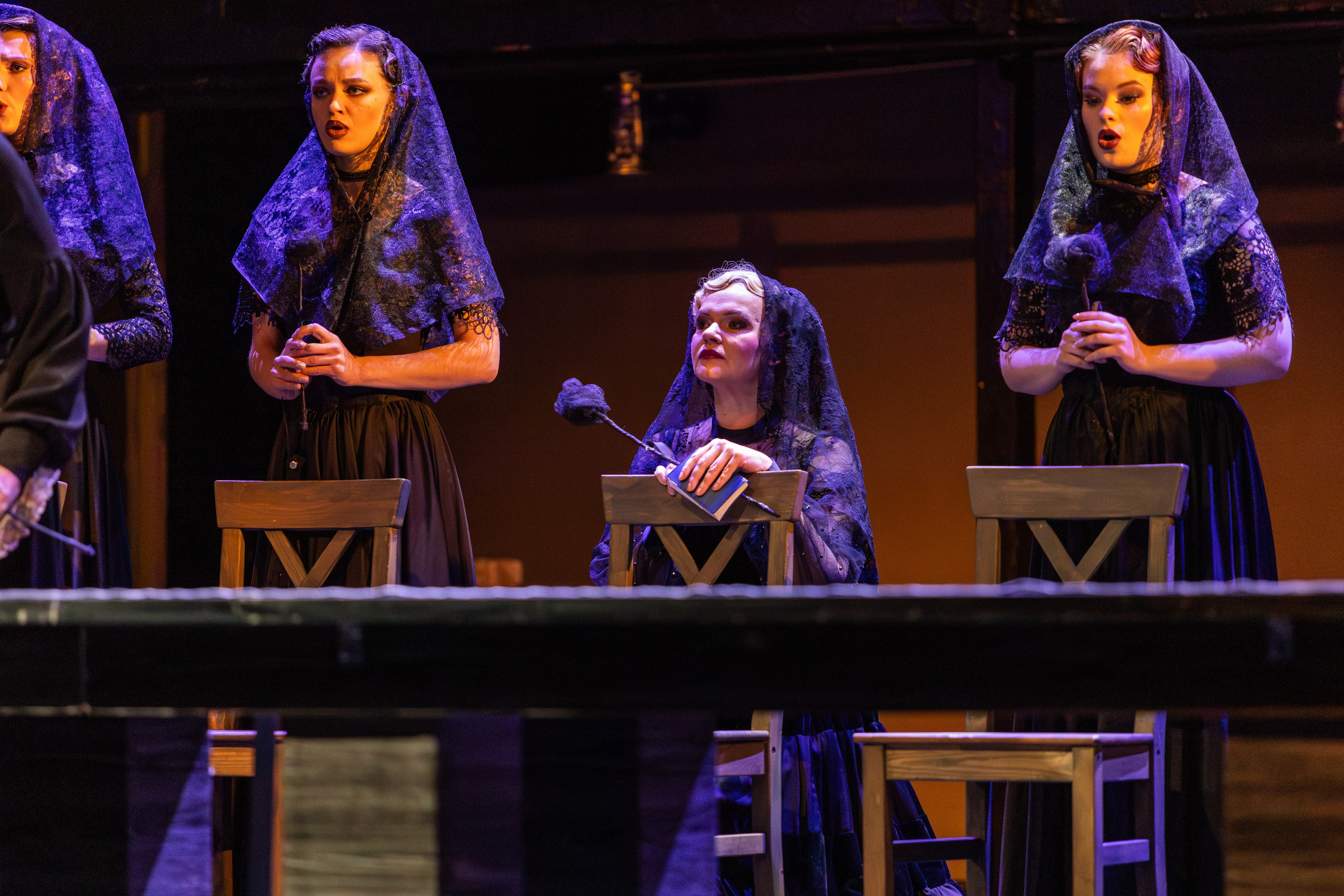 Новый театр «Дом Бернарды Альбы». Профессиональный интерьерный и репортажный фотограф Минск и РБ. Максим Орлов