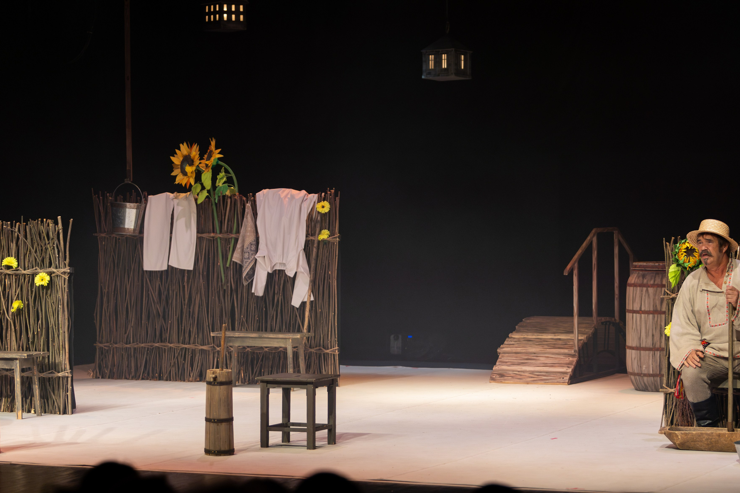 Новый театр «Камедыя». Профессиональный интерьерный и репортажный фотограф Минск и РБ. Максим Орлов