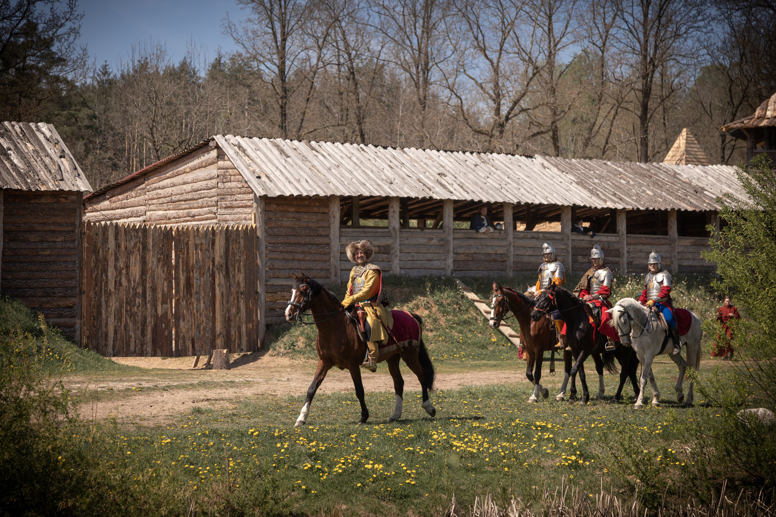 Золотая шпора. Огнем и мечем. День второй. Вылазка в лес. Штурм фортеции. Княжеский пир. Профессиональный интерьерный и репортажный фотограф Минск и РБ. Максим Орлов