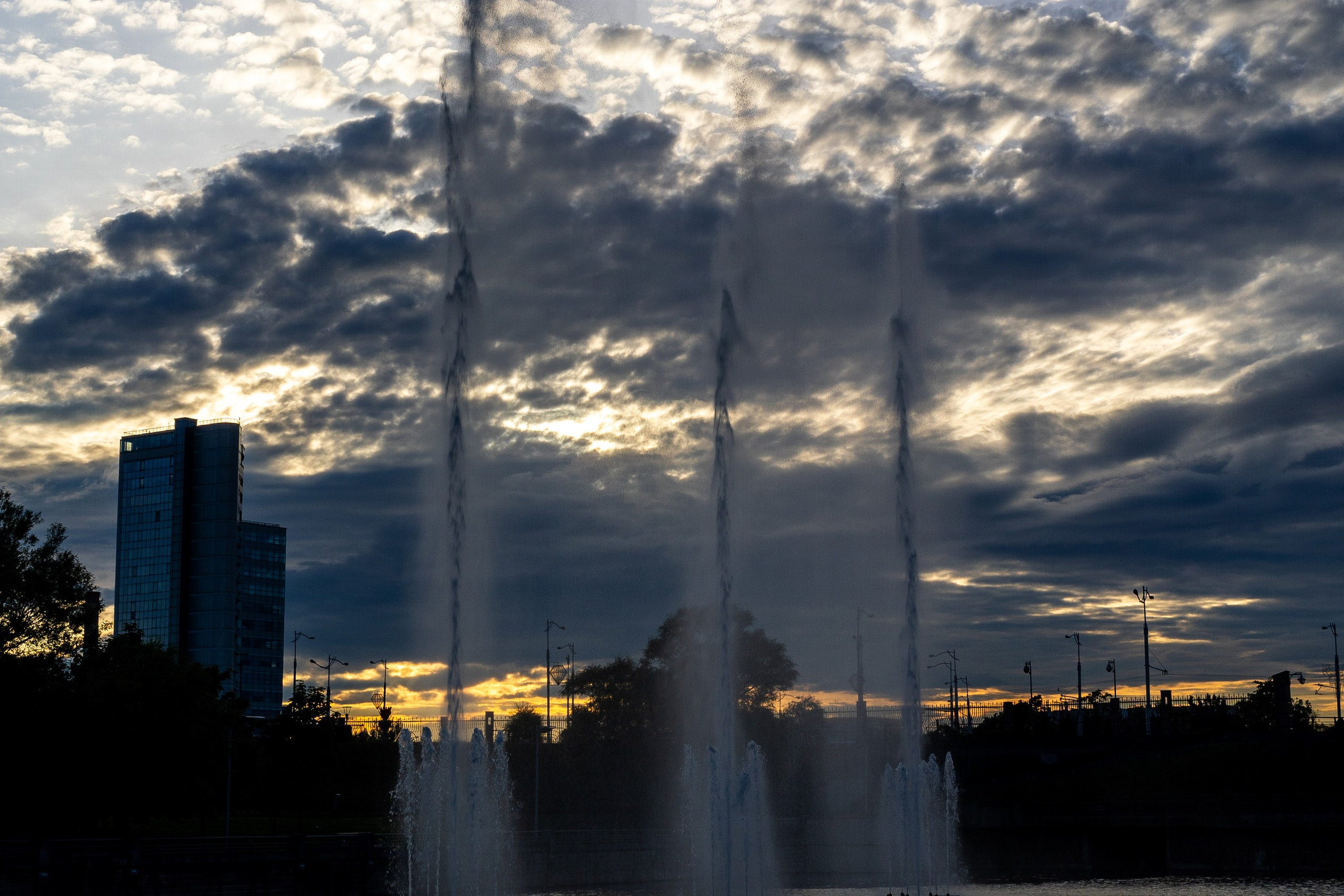 Фотосъемка на улицах. Профессиональный интерьерный и репортажный фотограф Минск и РБ. Максим Орлов