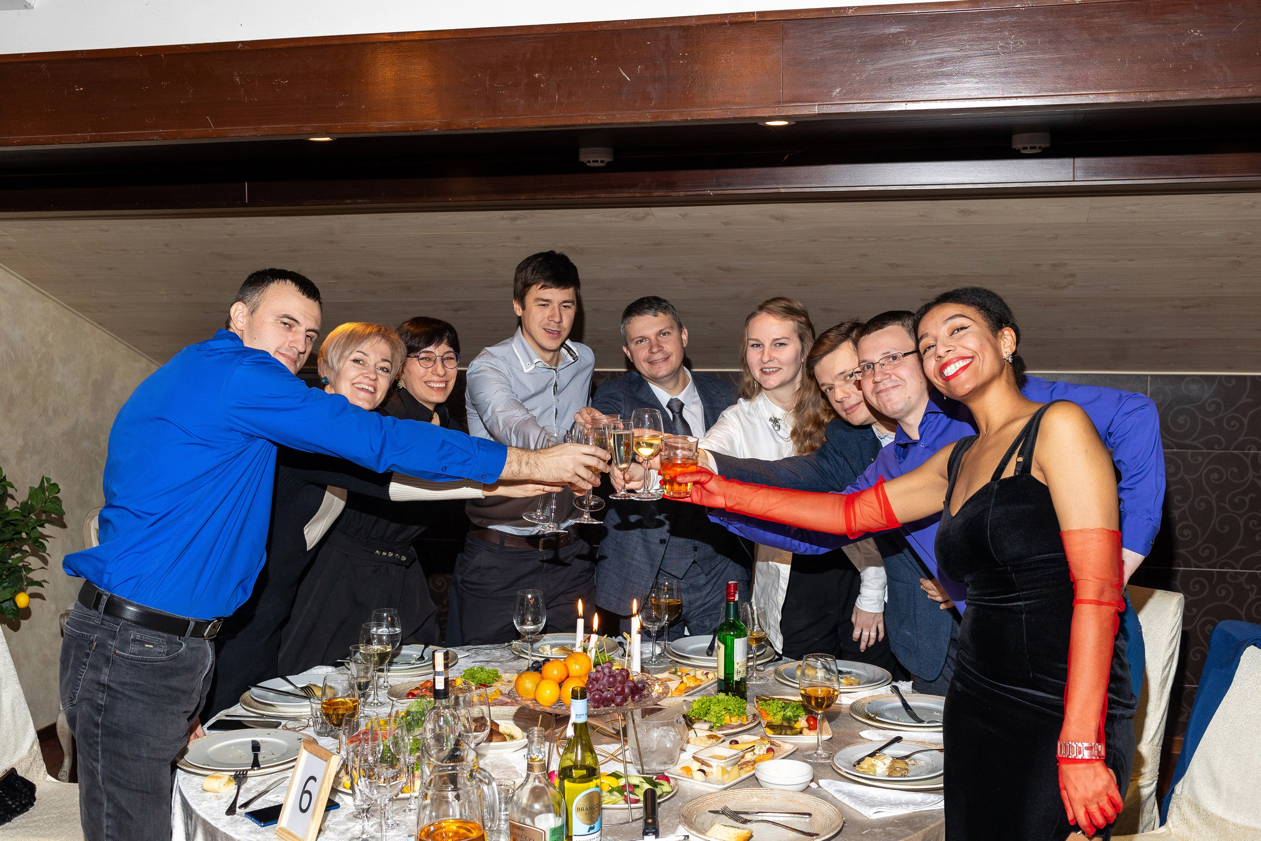 Новогодний корпоратив. Профессиональный интерьерный и репортажный фотограф Минск и РБ. Максим Орлов