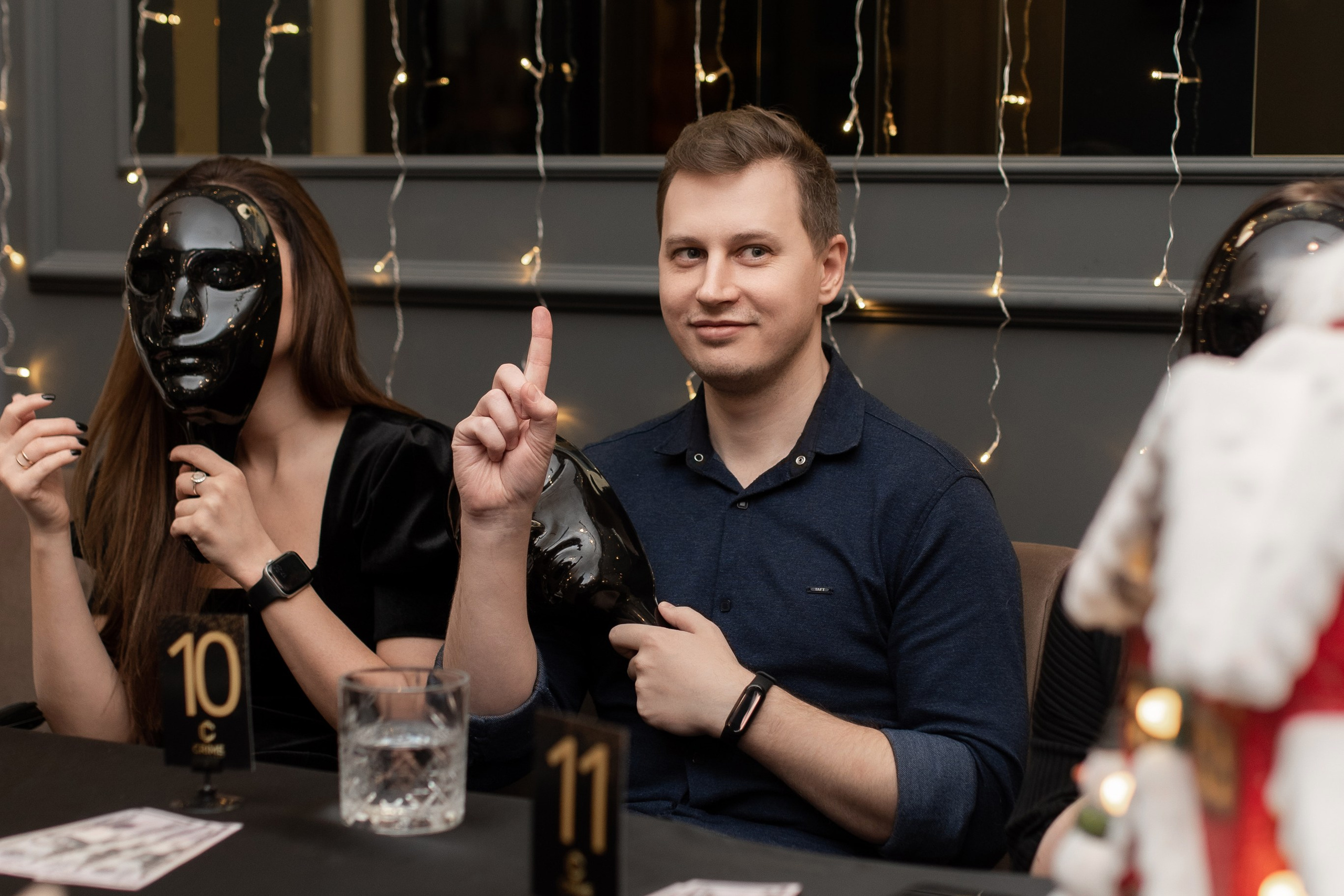 Игра «Мафия». Профессиональный интерьерный и репортажный фотограф Минск и РБ. Максим Орлов