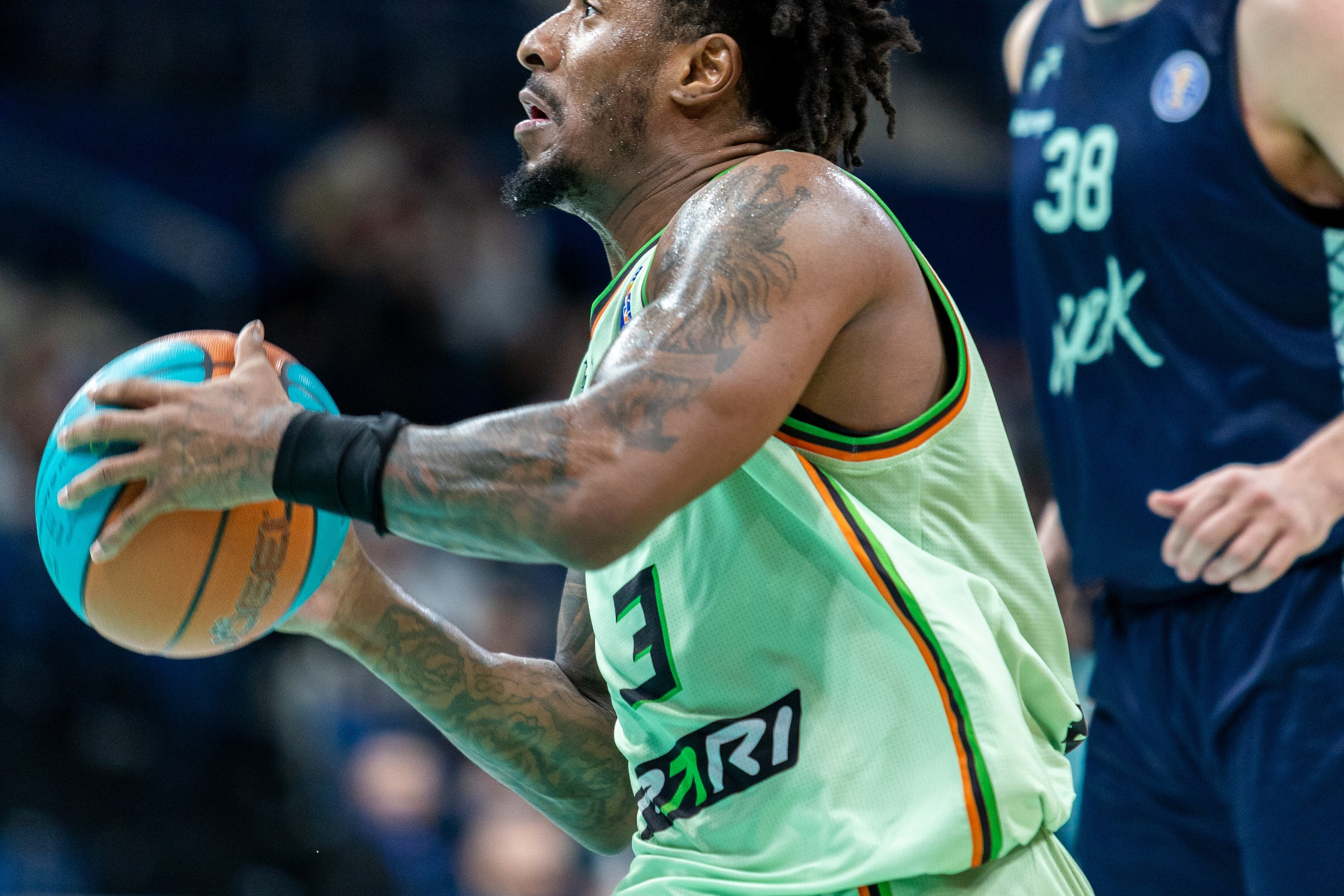 Баскетбол. Лучшие кадры. Минск — Уралмаш 13.02.2024. Профессиональный интерьерный и репортажный фотограф Минск и РБ. Максим Орлов