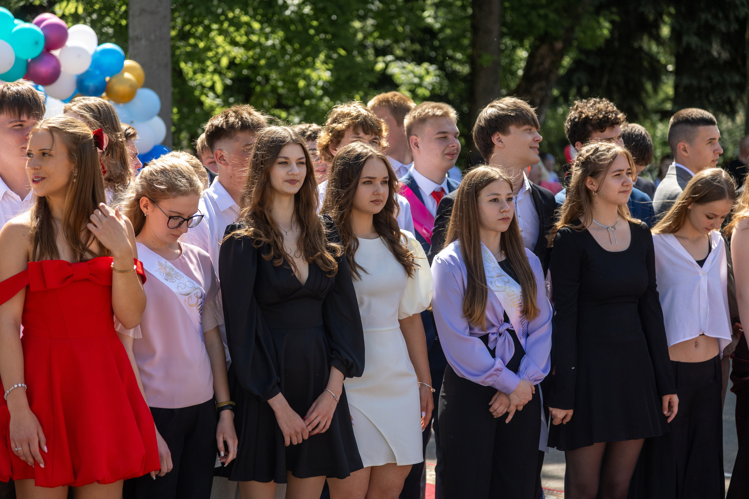 Школа 47. Последний звонок. Профессиональный интерьерный и репортажный фотограф Минск и РБ. Максим Орлов