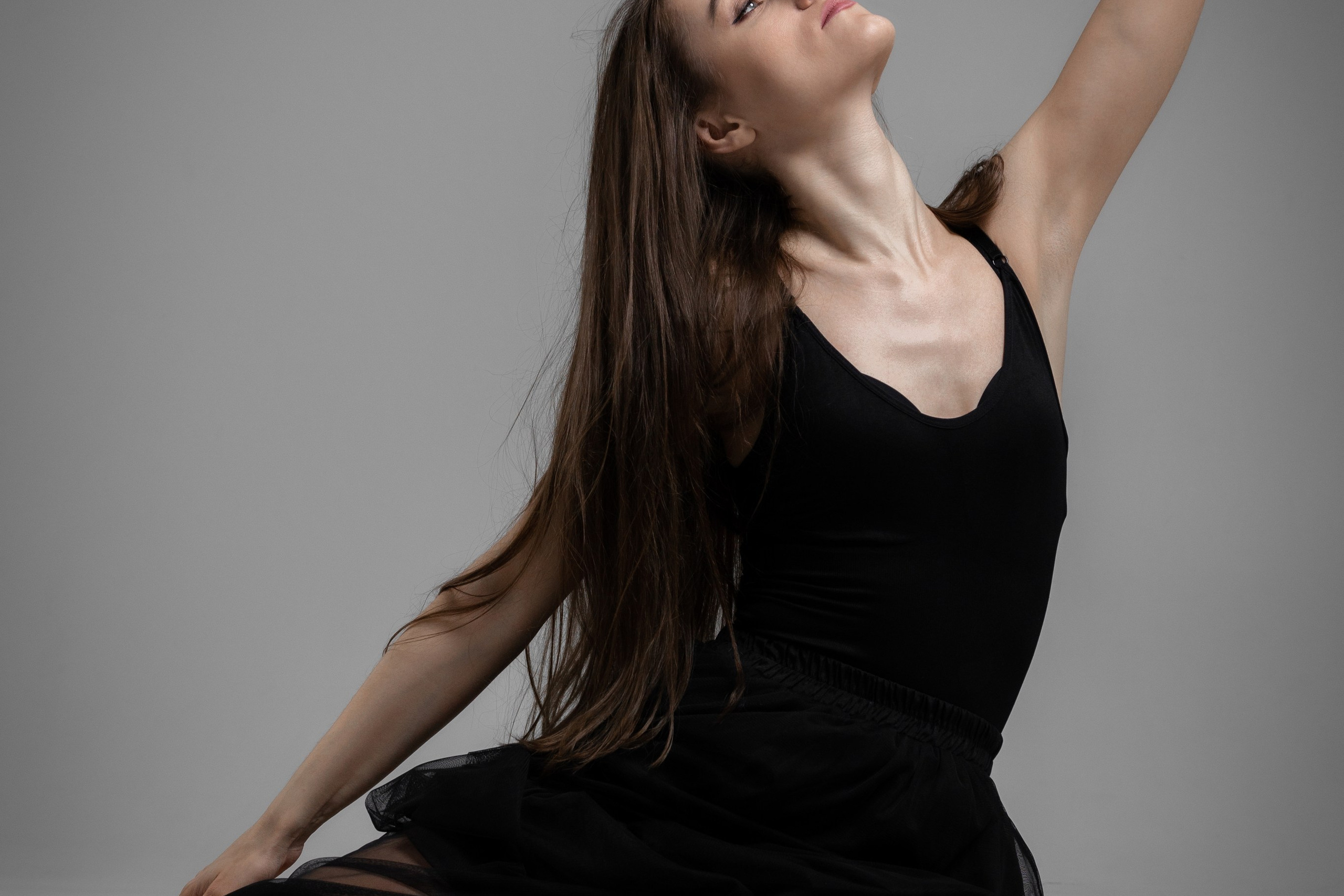 Алена (студийная на циклораме). Профессиональный интерьерный и репортажный фотограф Минск и РБ. Максим Орлов