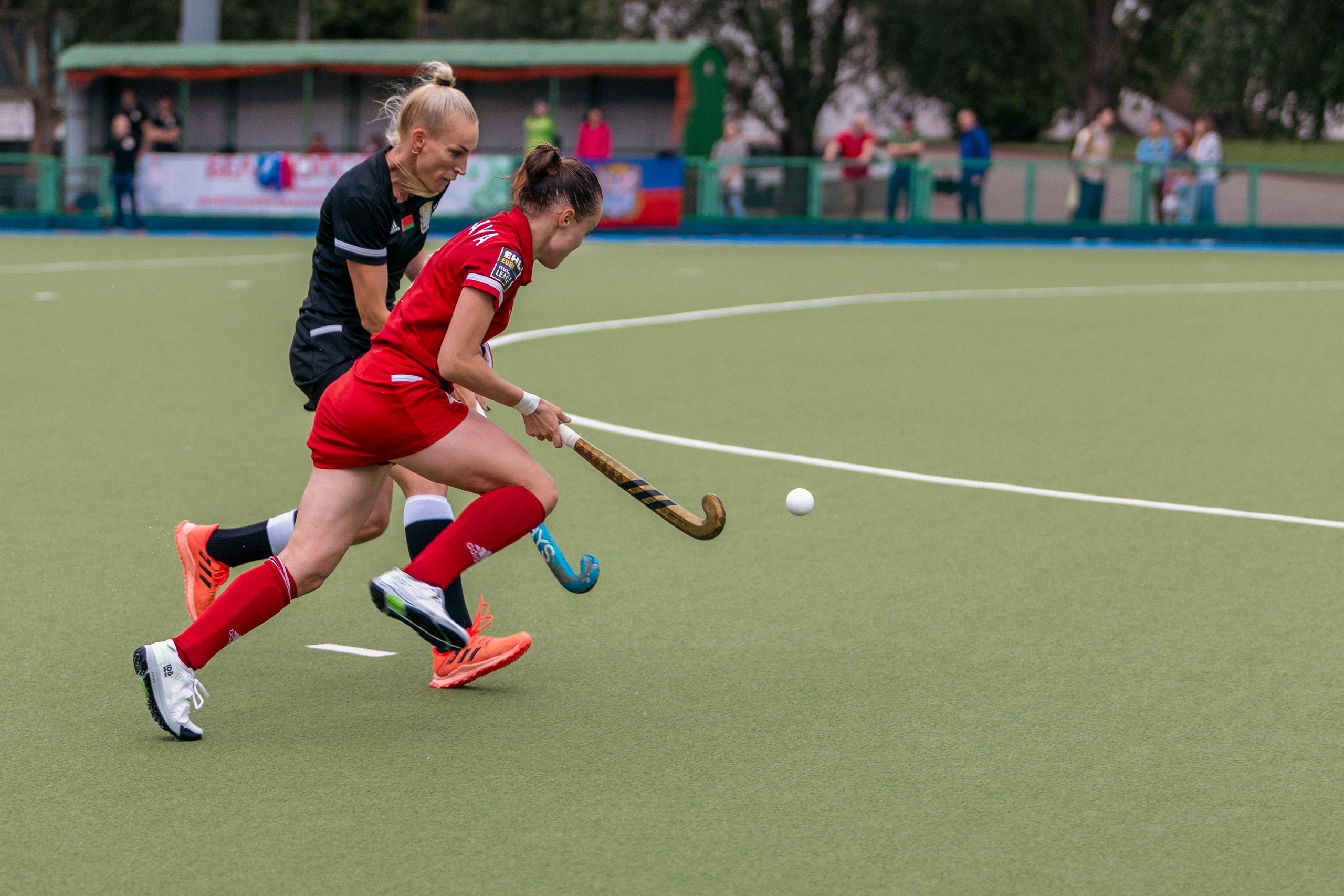 Хоккей на траве. Девушки. ХК Минск — ХК Виктория (Смолевичи) 10.06.2024. Профессиональный интерьерный и репортажный фотограф Минск и РБ. Максим Орлов