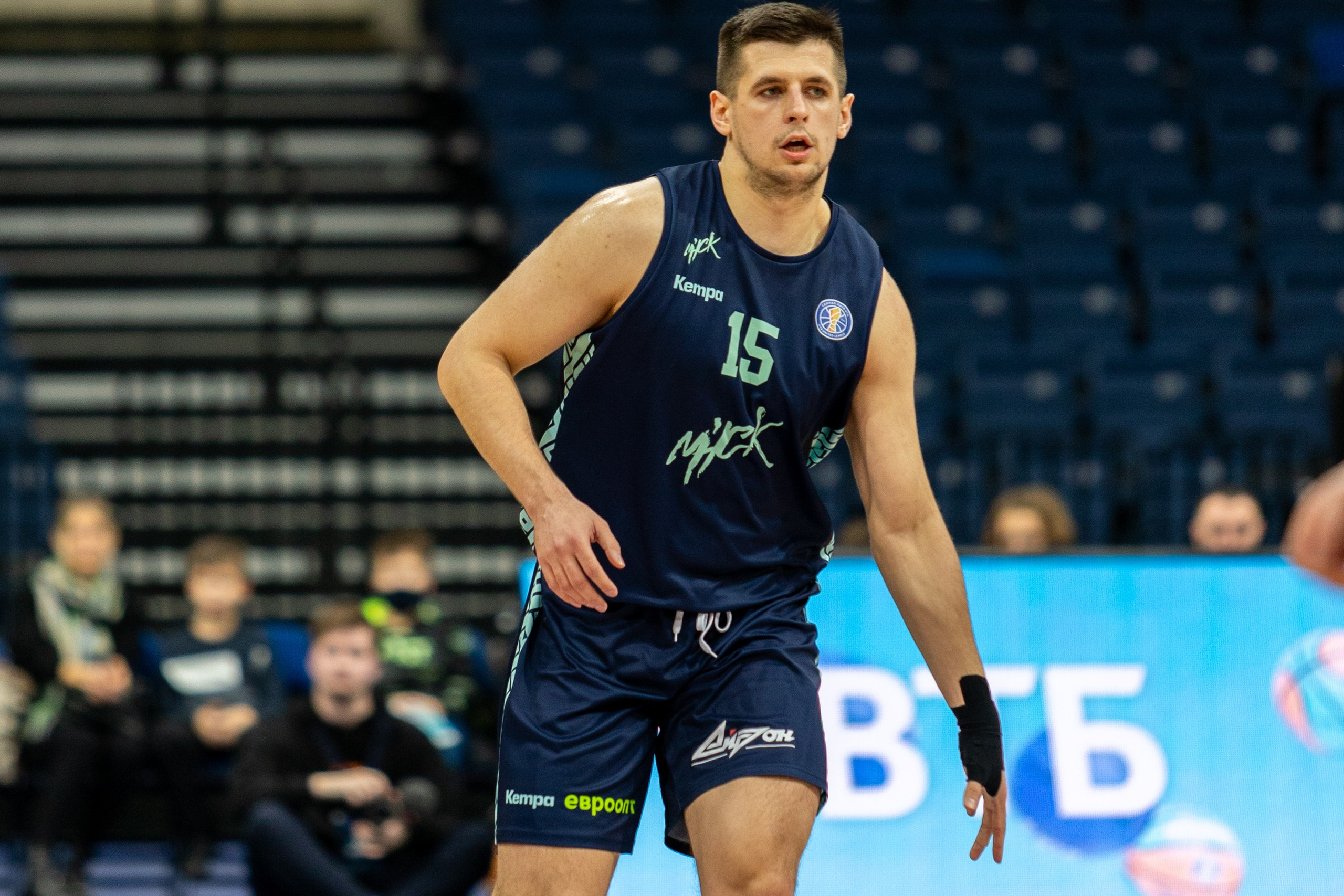 Баскетбол. Лучшие кадры. Минск — Уралмаш 13.02.2024. Профессиональный интерьерный и репортажный фотограф Минск и РБ. Максим Орлов