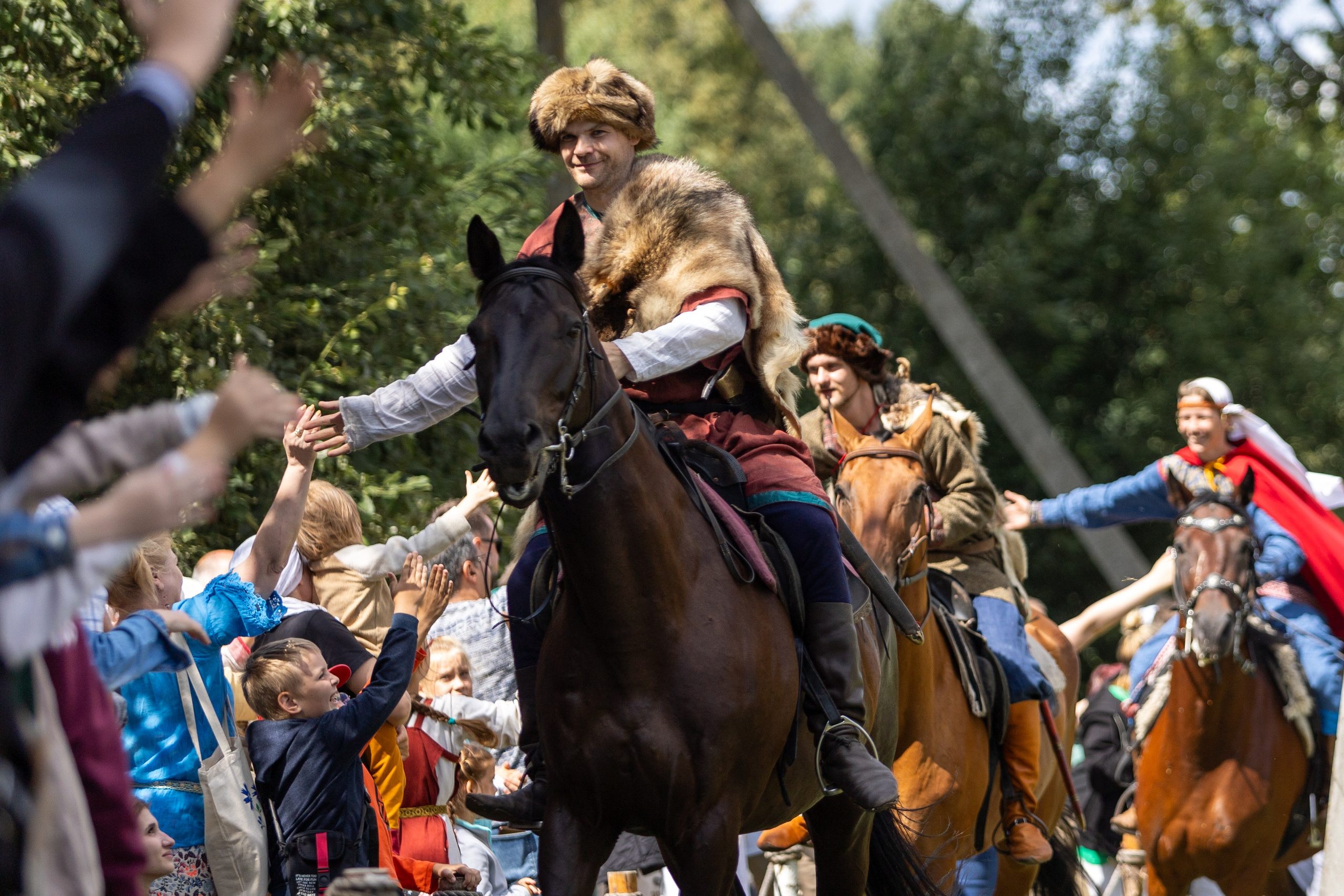 Ежегодный фестиваль средневековья в Дукоре. Профессиональный интерьерный и репортажный фотограф Минск и РБ. Максим Орлов