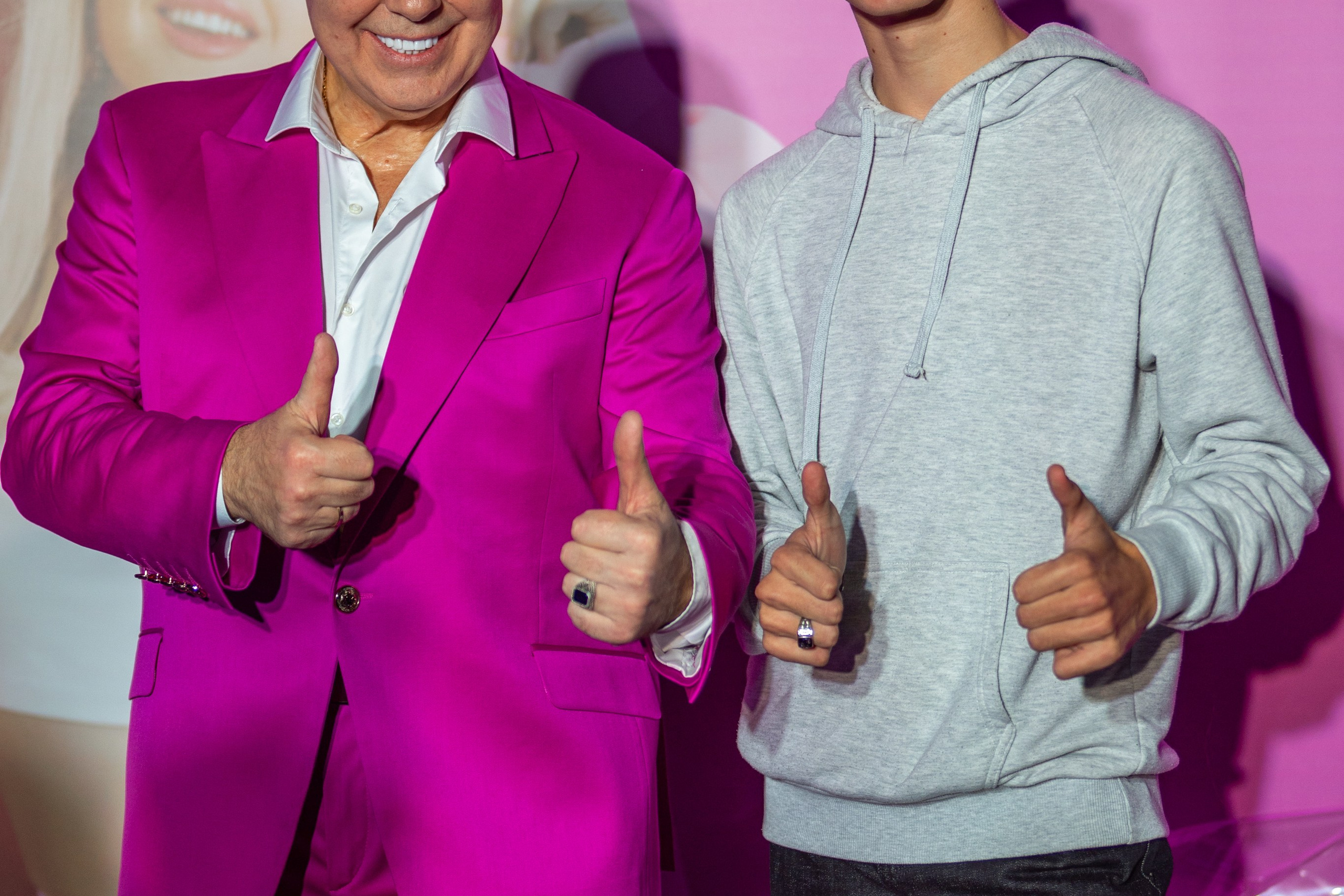 Концерт Насти Кравченко. Профессиональный интерьерный и репортажный фотограф Минск и РБ. Максим Орлов