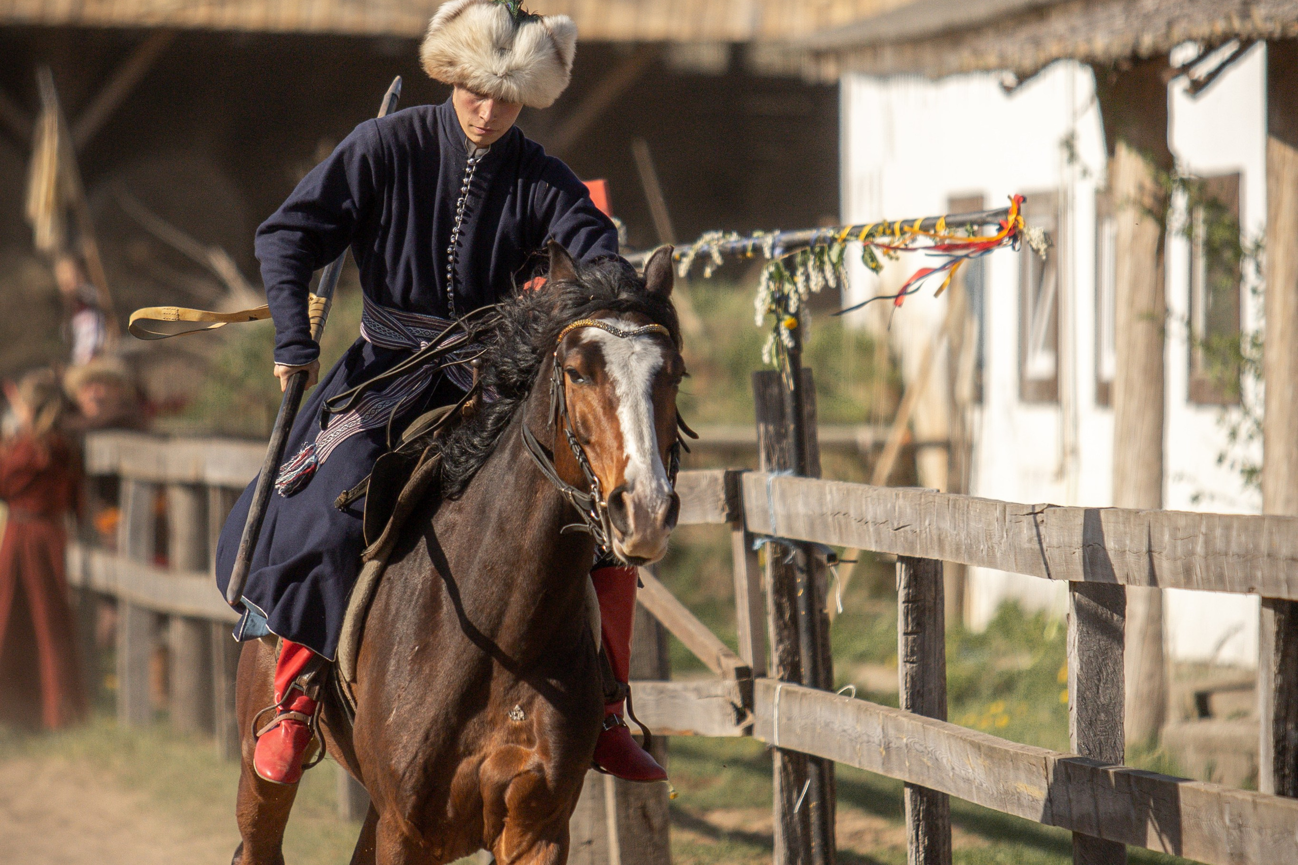 Золотая Шпора. Огнем и Мечем. День первый. Рыцарский турнир. Профессиональный интерьерный и репортажный фотограф Минск и РБ. Максим Орлов