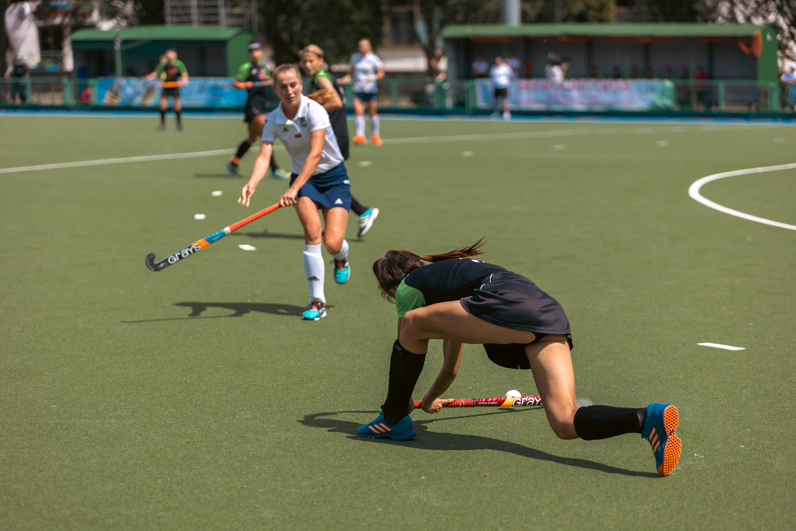 Хоккей на траве. Девушки. Минск — Текстильщик 29.052024. Профессиональный интерьерный и репортажный фотограф Минск и РБ. Максим Орлов