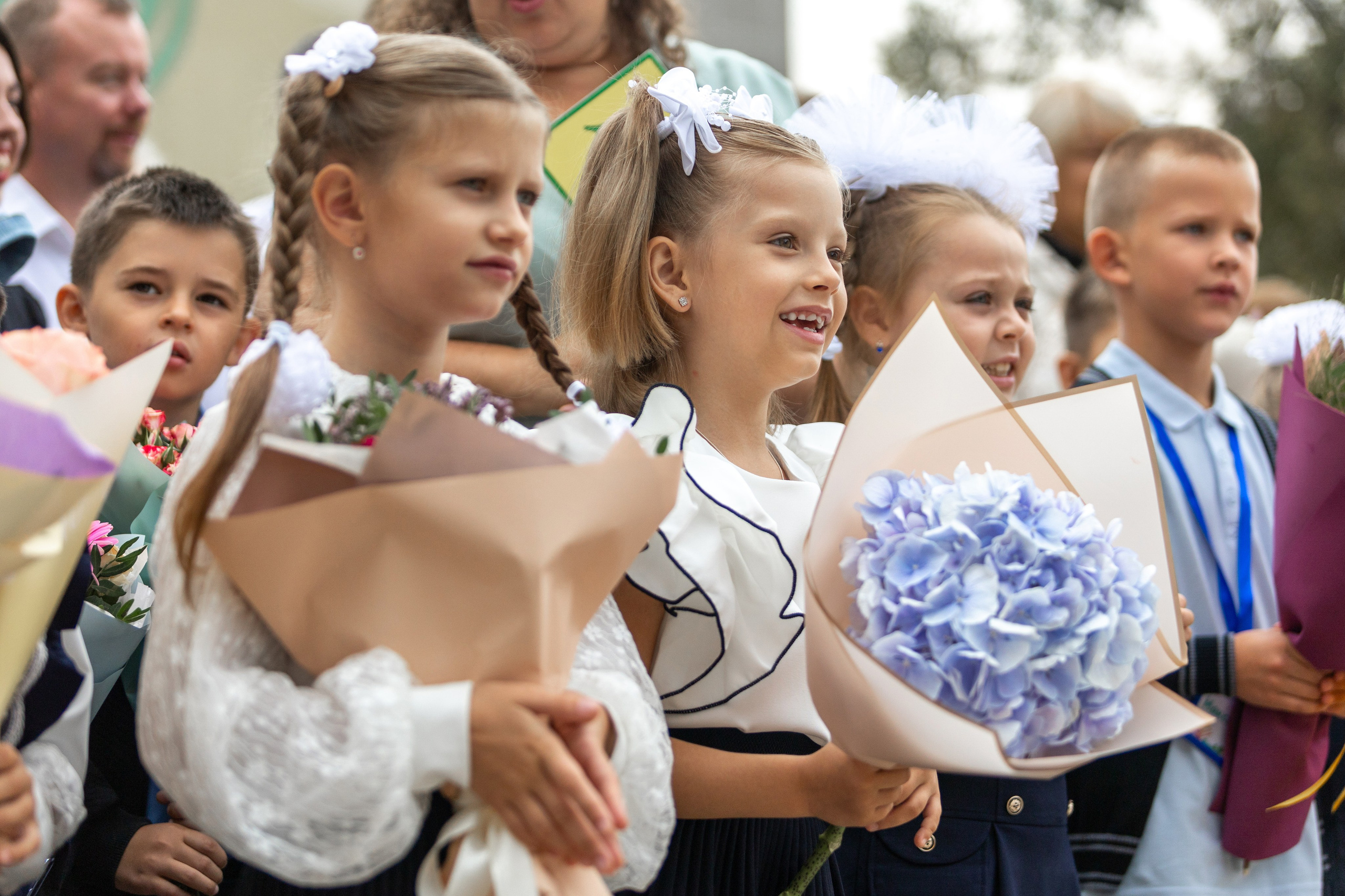 Линейка 1-го сентября. Профессиональный интерьерный и репортажный фотограф Минск и РБ. Максим Орлов