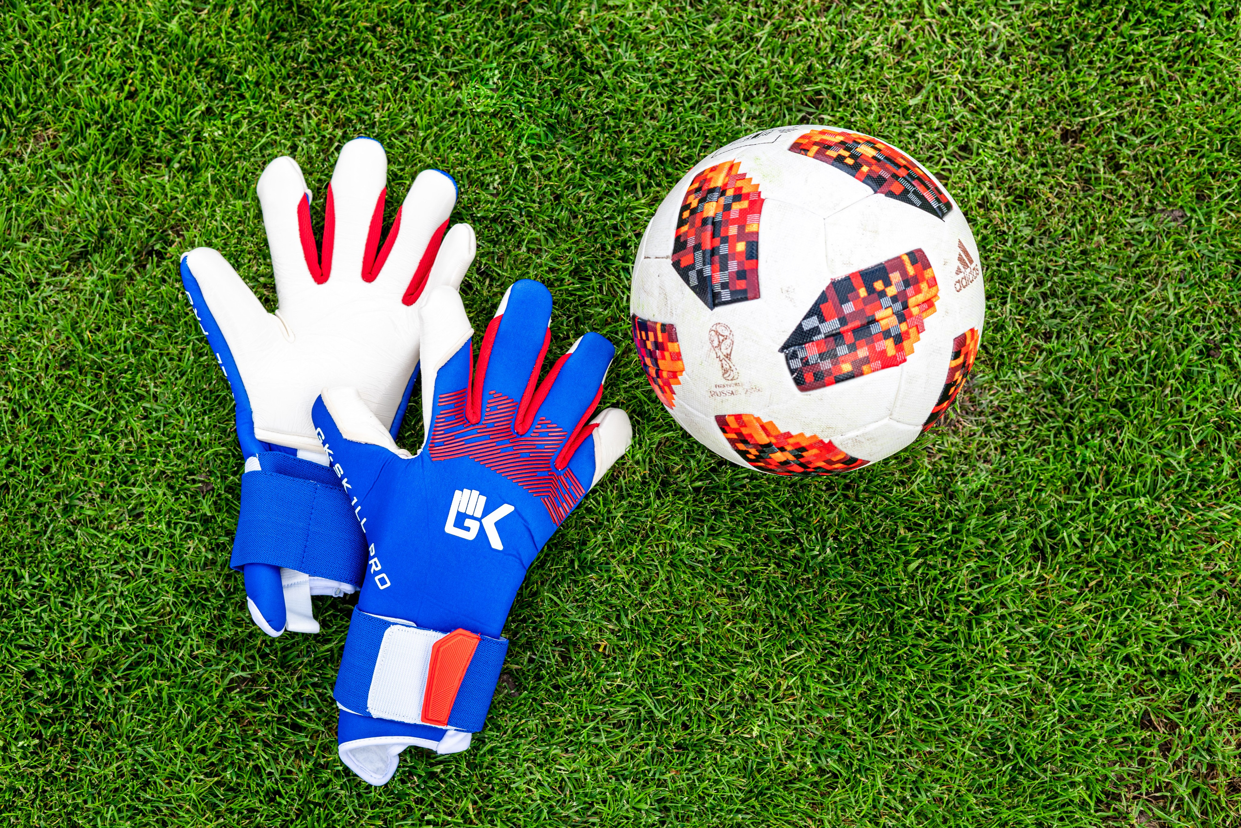 Фото для рекламы вратарских печаток. Профессиональный интерьерный и репортажный фотограф Минск и РБ. Максим Орлов