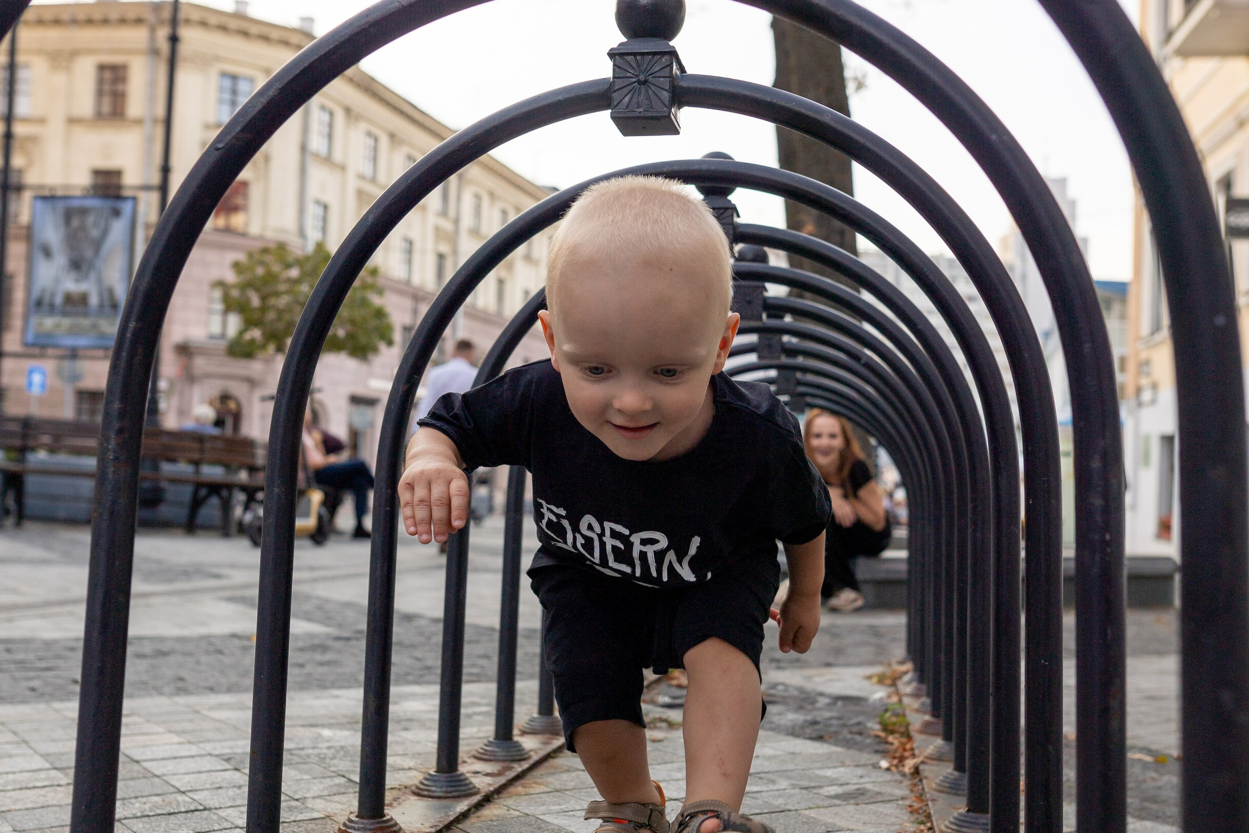 Детская съемка в городе. Профессиональный интерьерный и репортажный фотограф Минск и РБ. Максим Орлов