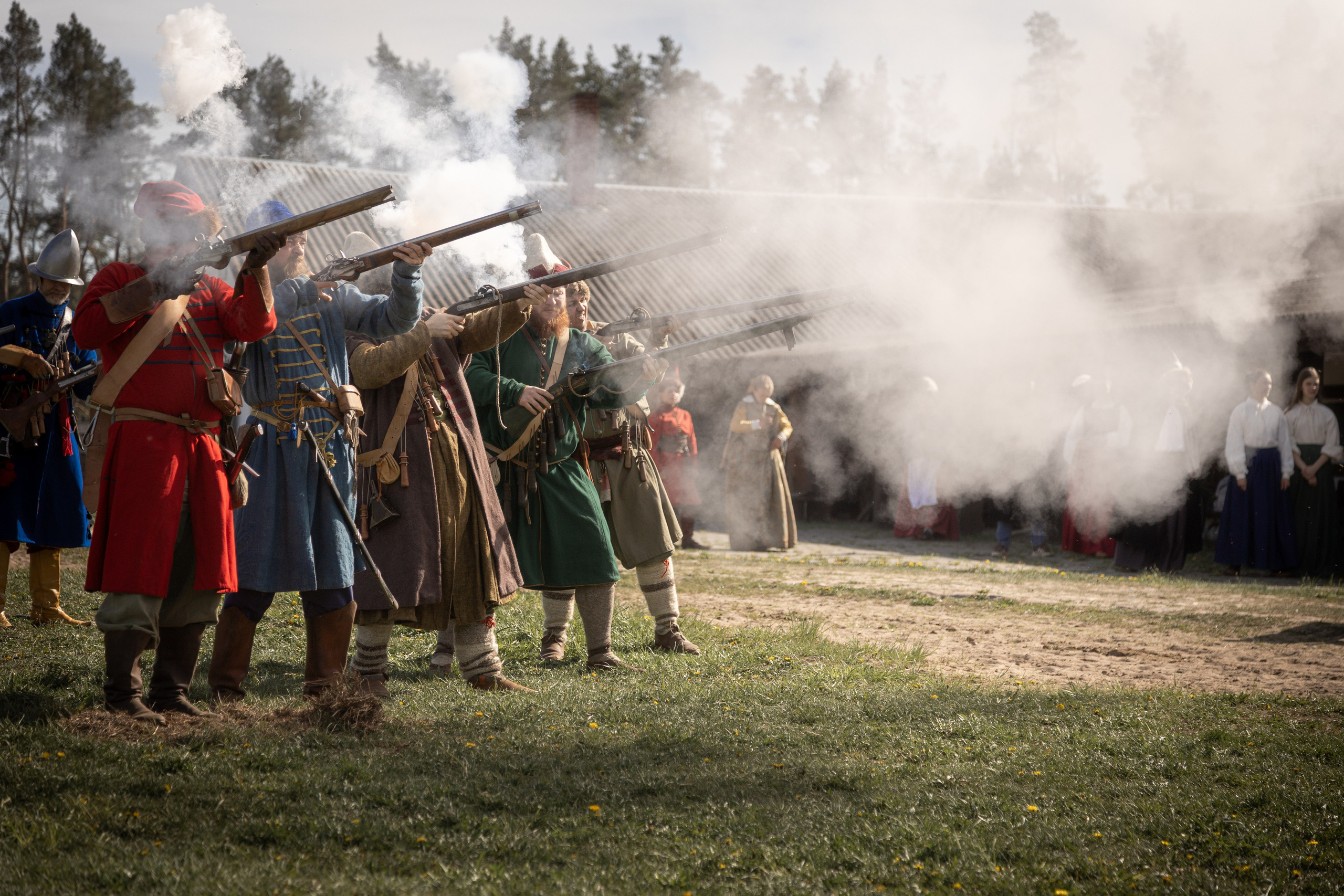 Золотая шпора. Огнем и мечем. День второй. Вылазка в лес. Штурм фортеции. Княжеский пир. Профессиональный интерьерный и репортажный фотограф Минск и РБ. Максим Орлов