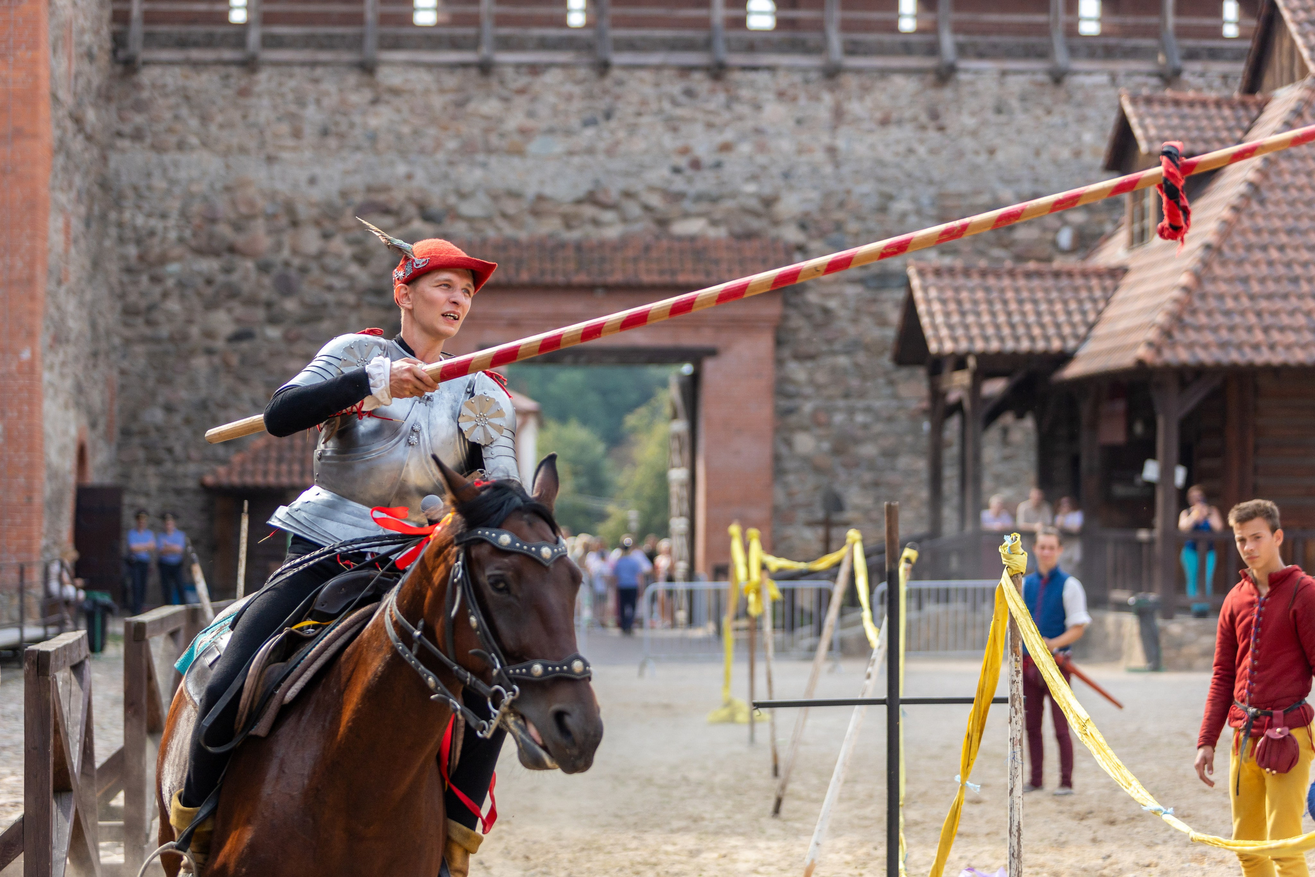 Выступление «Золотой шпоры» на празднике города Лиды. Профессиональный интерьерный и репортажный фотограф Минск и РБ. Максим Орлов