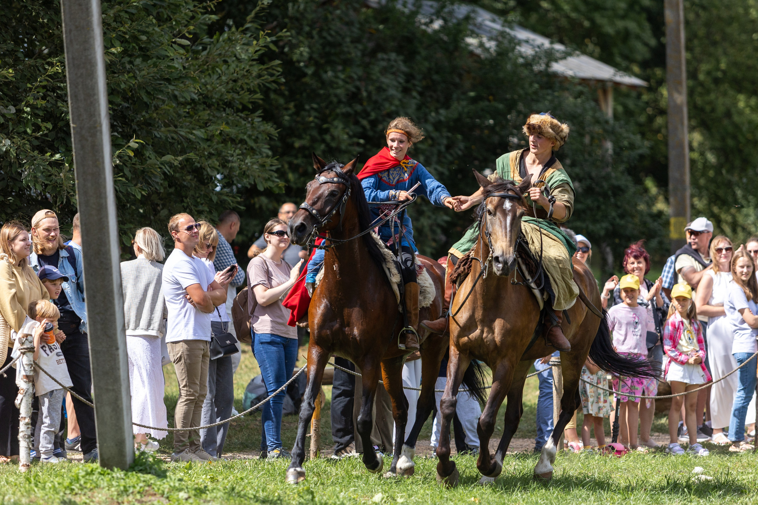 Ежегодный фестиваль средневековья в Дукоре. Профессиональный интерьерный и репортажный фотограф Минск и РБ. Максим Орлов