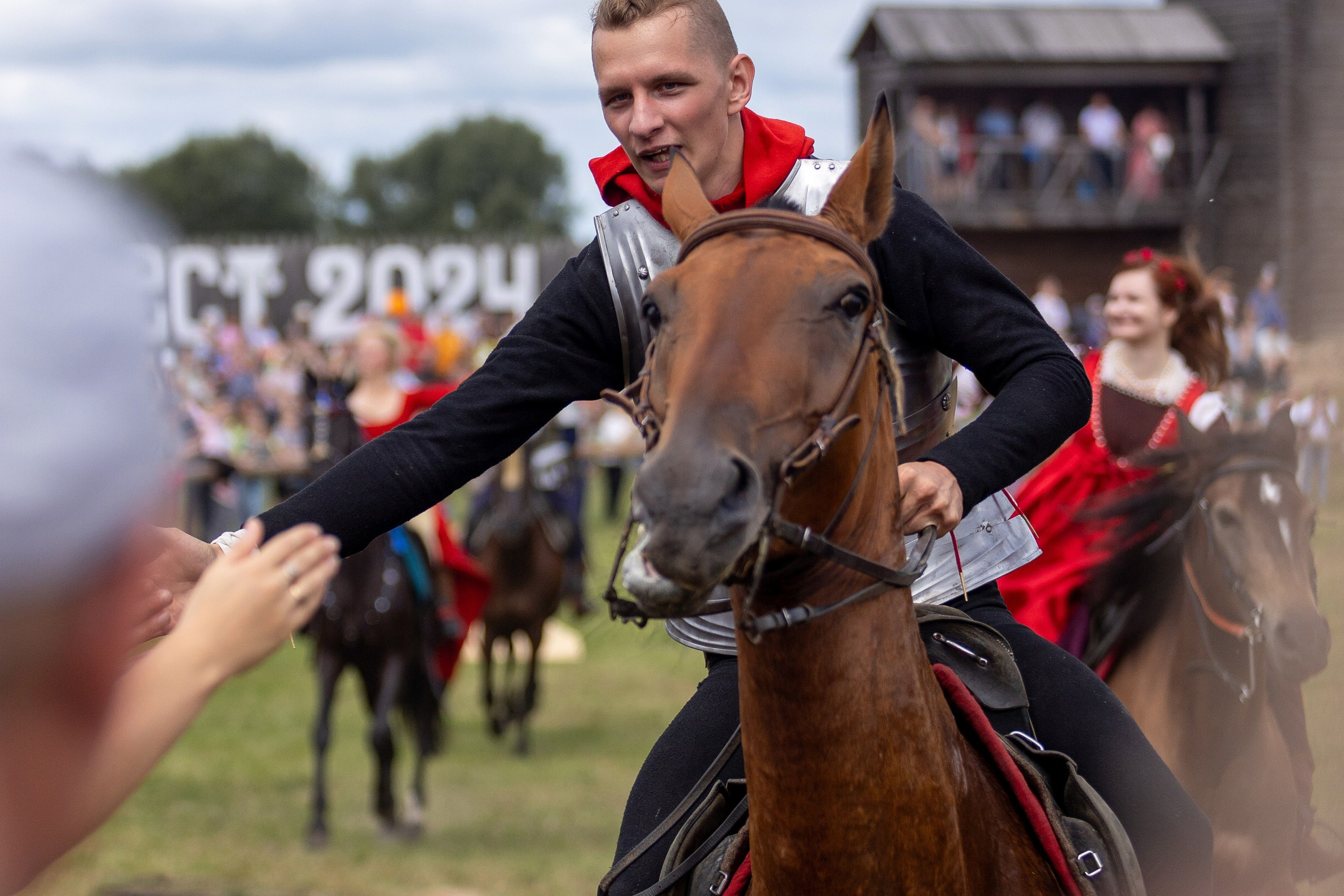 Рыцарский фест. Мстиславль. Профессиональный интерьерный и репортажный фотограф Минск и РБ. Максим Орлов