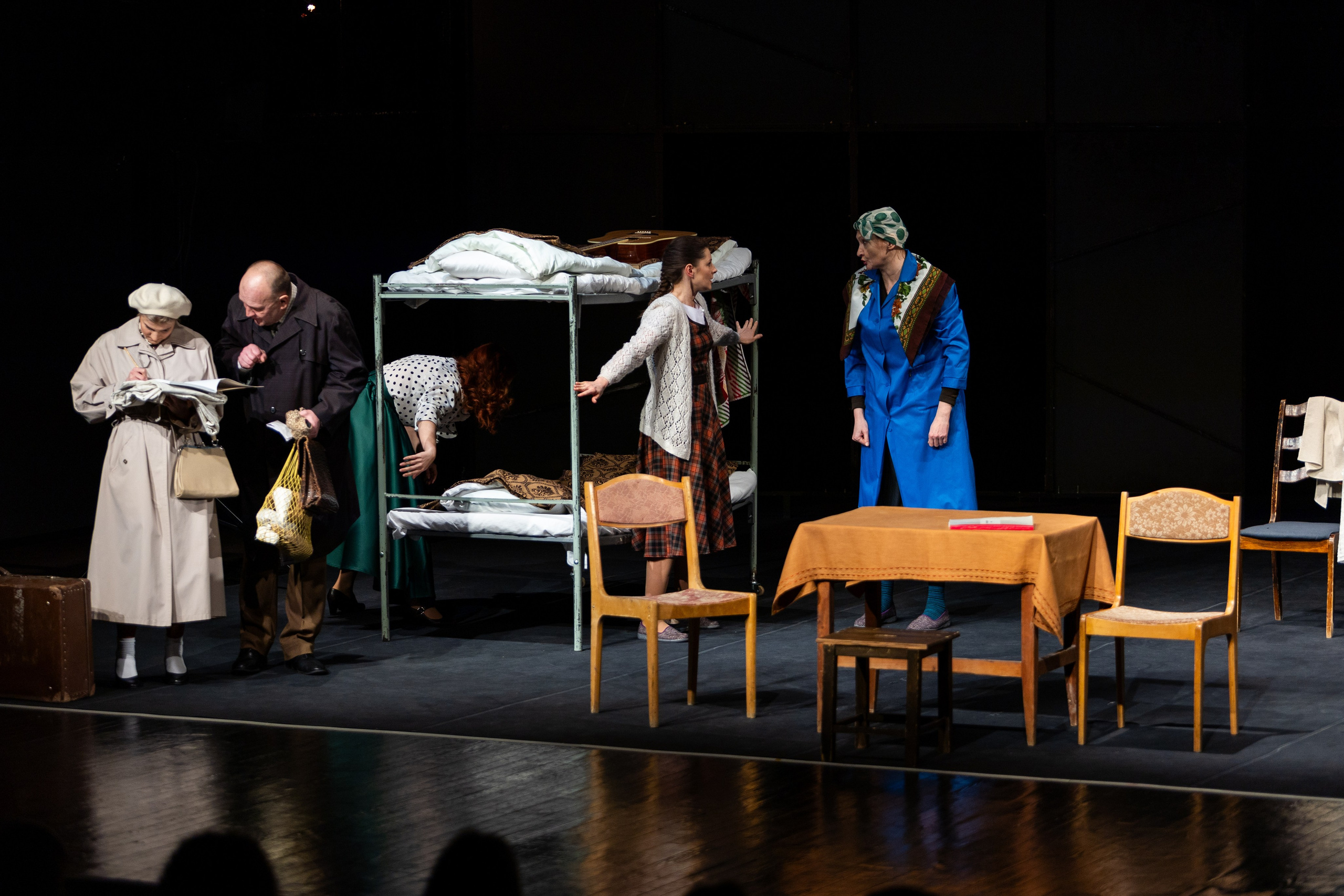 Новый театр «Фабричная девчонка». Профессиональный интерьерный и репортажный фотограф Минск и РБ. Максим Орлов