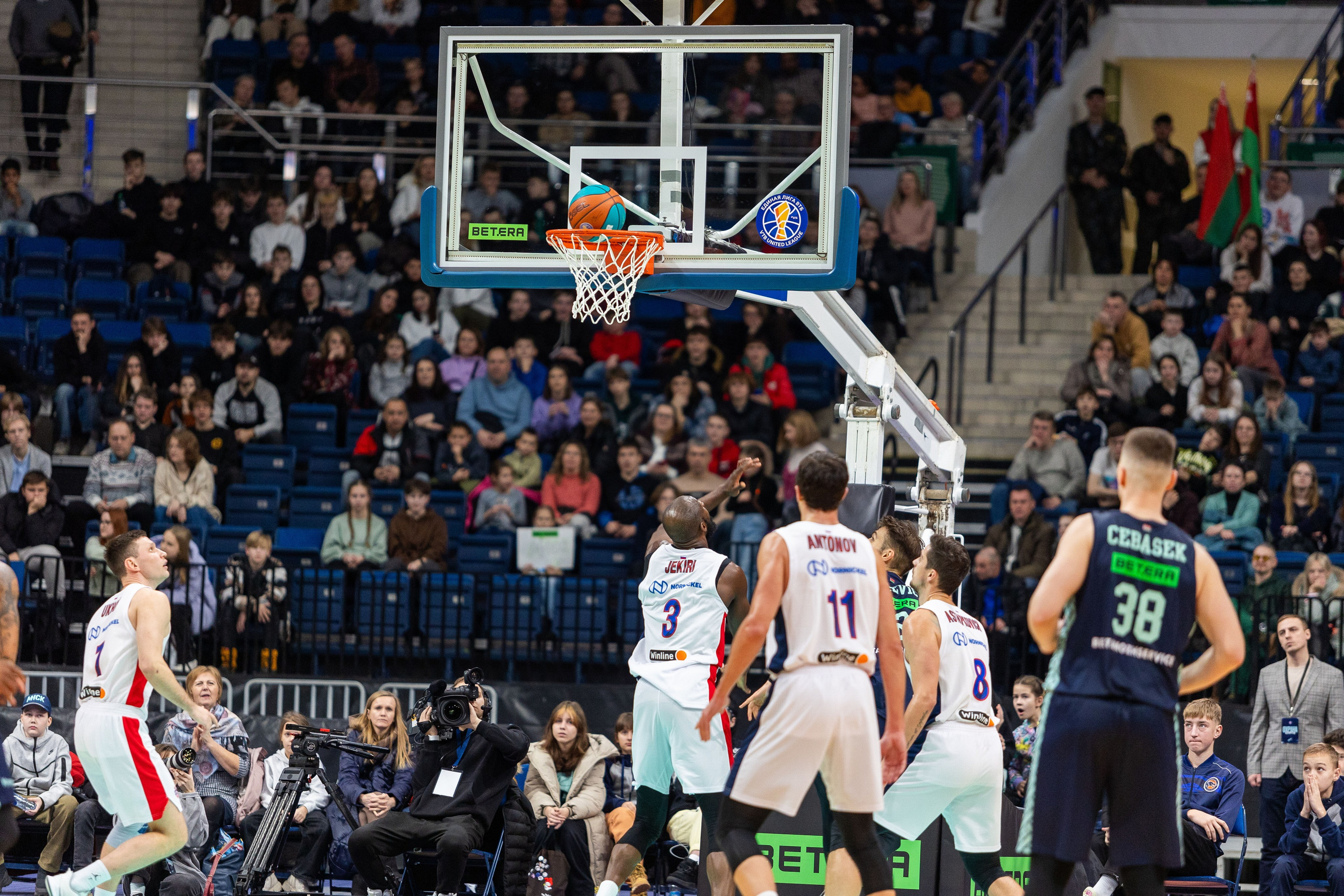 Баскетбол. Минск — ЦСКА. Лучшие кадры. 25.12.2023. Профессиональный интерьерный и репортажный фотограф Минск и РБ. Максим Орлов