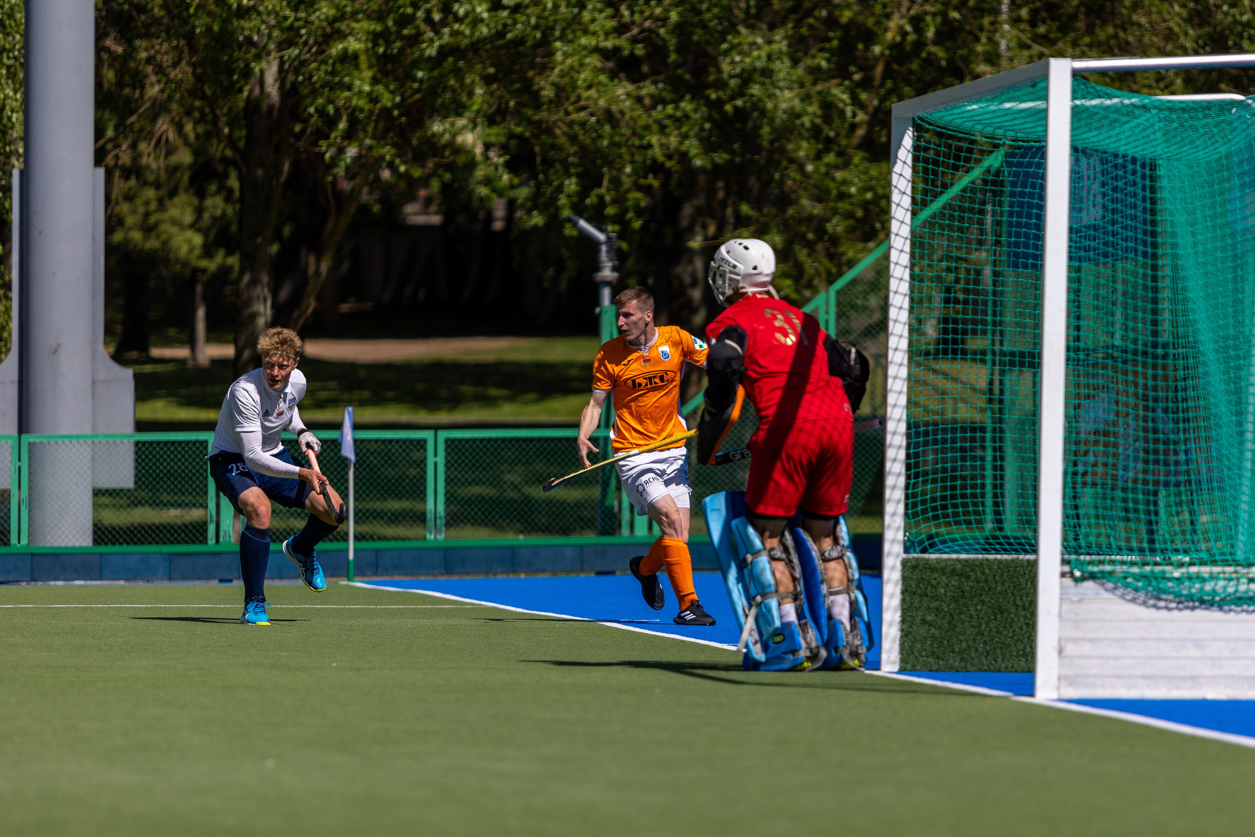 Хоккей на траве. ХК Минск — СК Строитель 12.05.2024. Профессиональный интерьерный и репортажный фотограф Минск и РБ. Максим Орлов