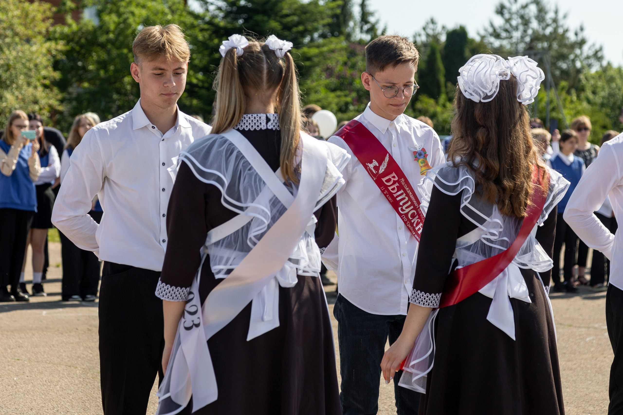 Выпускной в Жодино 2023. Профессиональный интерьерный и репортажный фотограф Минск и РБ. Максим Орлов