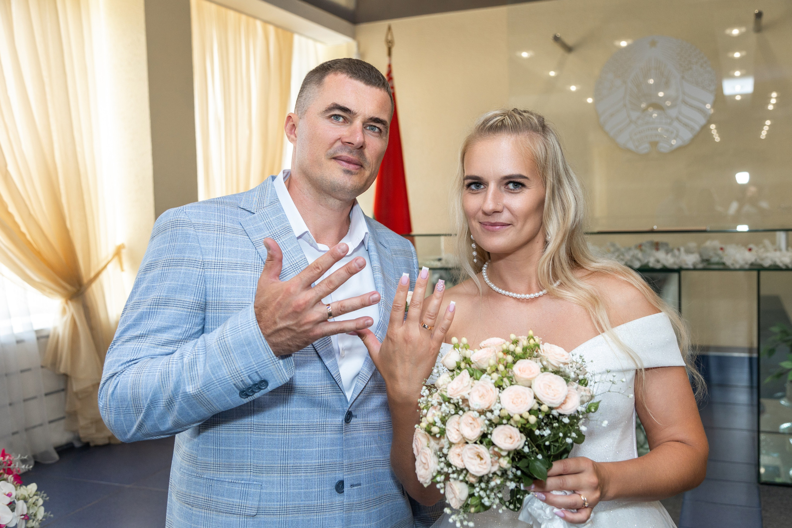 Свадебная фотосессия Дениса и Юли. Профессиональный интерьерный и репортажный фотограф Минск и РБ. Максим Орлов