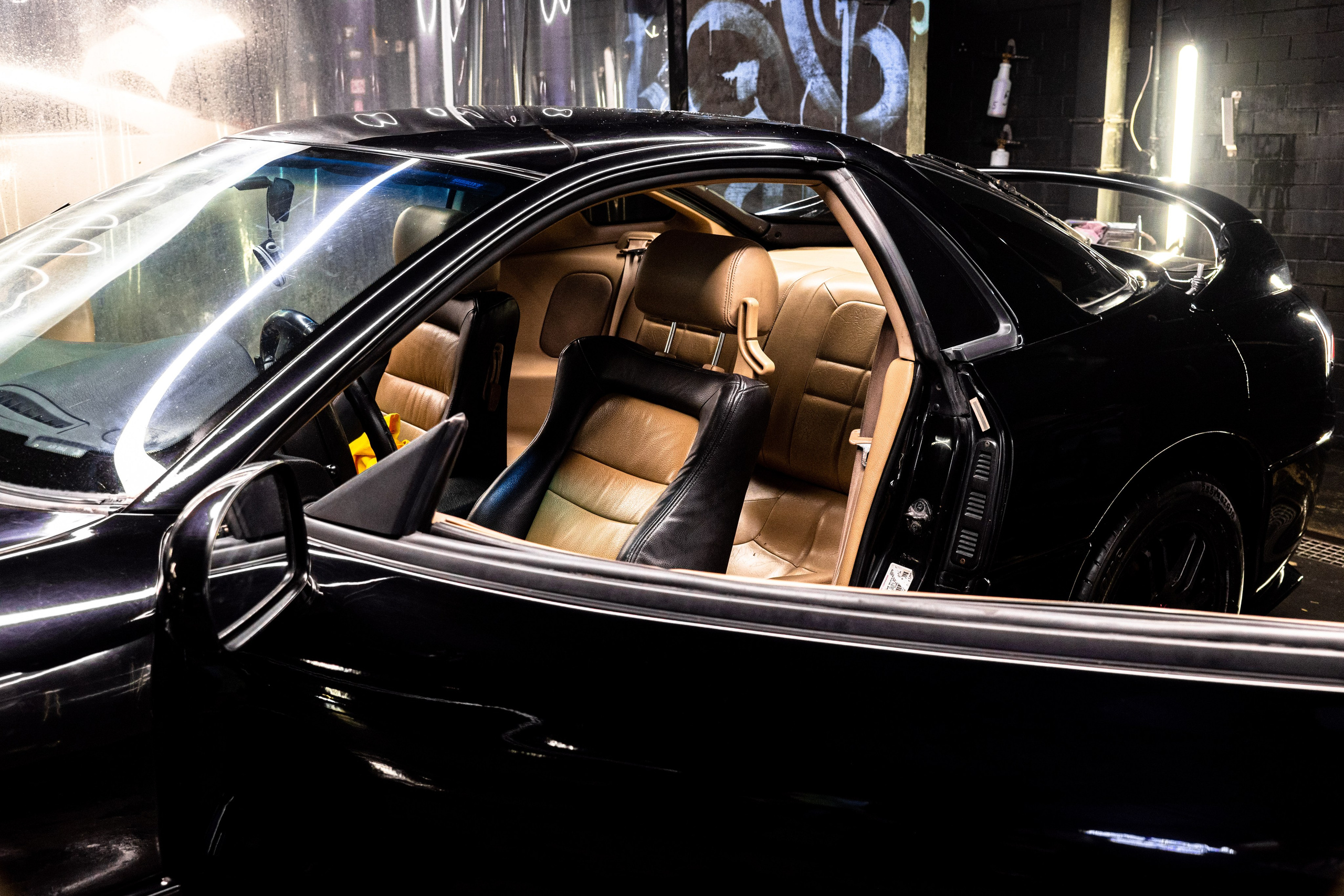 Митсубиси 3000GT. Профессиональный интерьерный и репортажный фотограф Минск и РБ. Максим Орлов