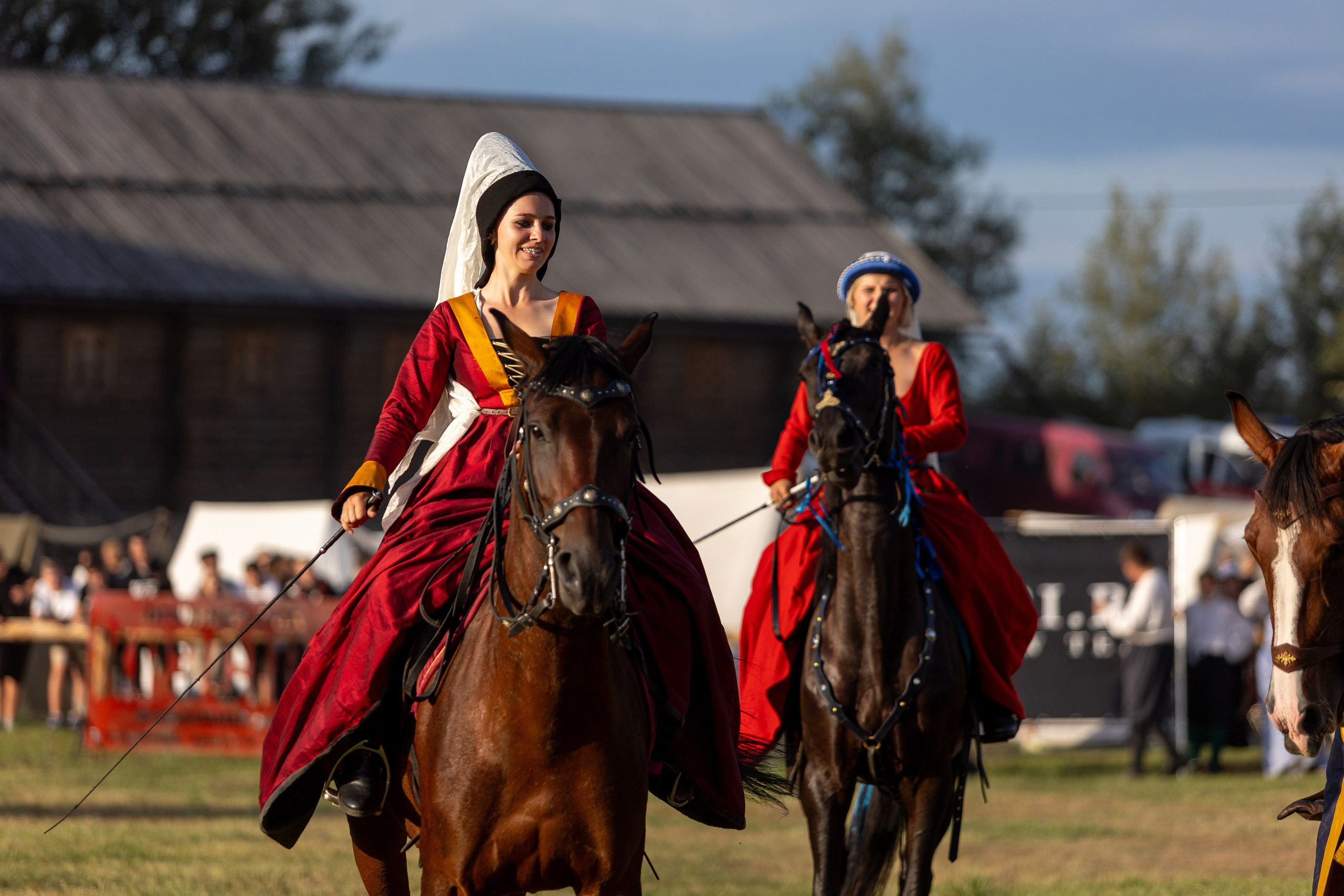 Рыцарский фест. Мстиславль. Профессиональный интерьерный и репортажный фотограф Минск и РБ. Максим Орлов