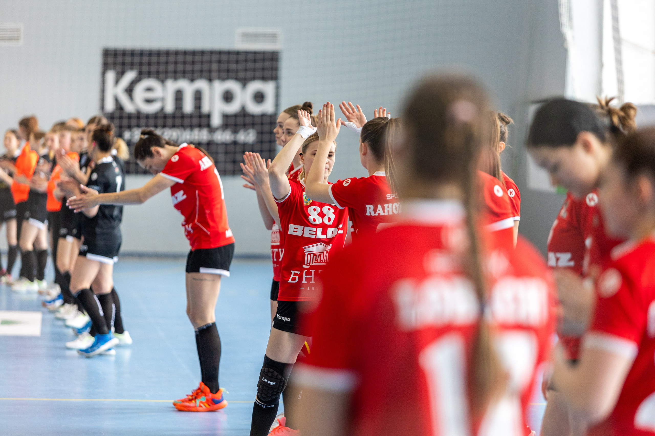 Гандбол. БНТУ — Березина. Профессиональный интерьерный и репортажный фотограф Минск и РБ. Максим Орлов