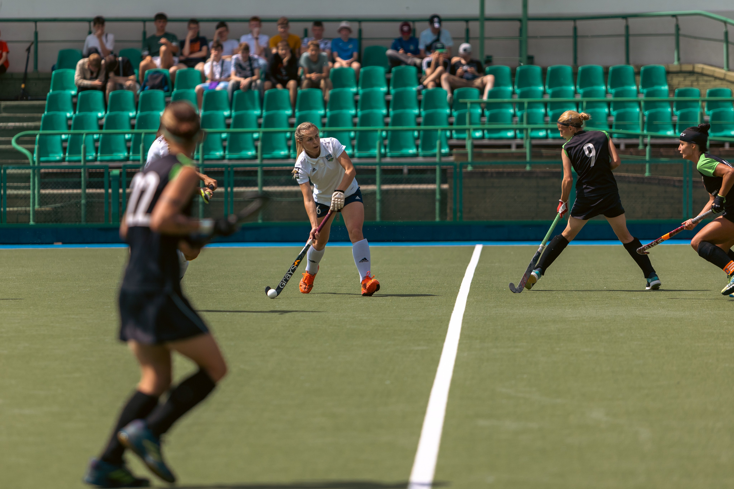 Хоккей на траве. Девушки. Минск — Текстильщик 29.052024. Профессиональный интерьерный и репортажный фотограф Минск и РБ. Максим Орлов