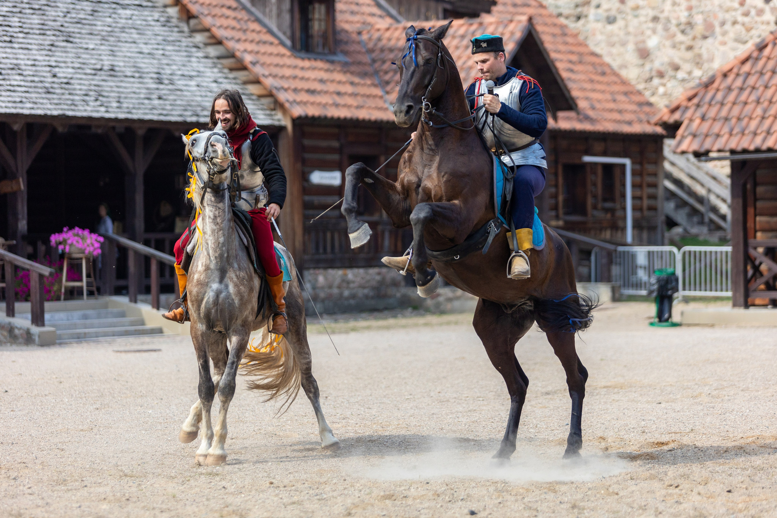 Выступление «Золотой шпоры» на празднике города Лиды. Профессиональный интерьерный и репортажный фотограф Минск и РБ. Максим Орлов