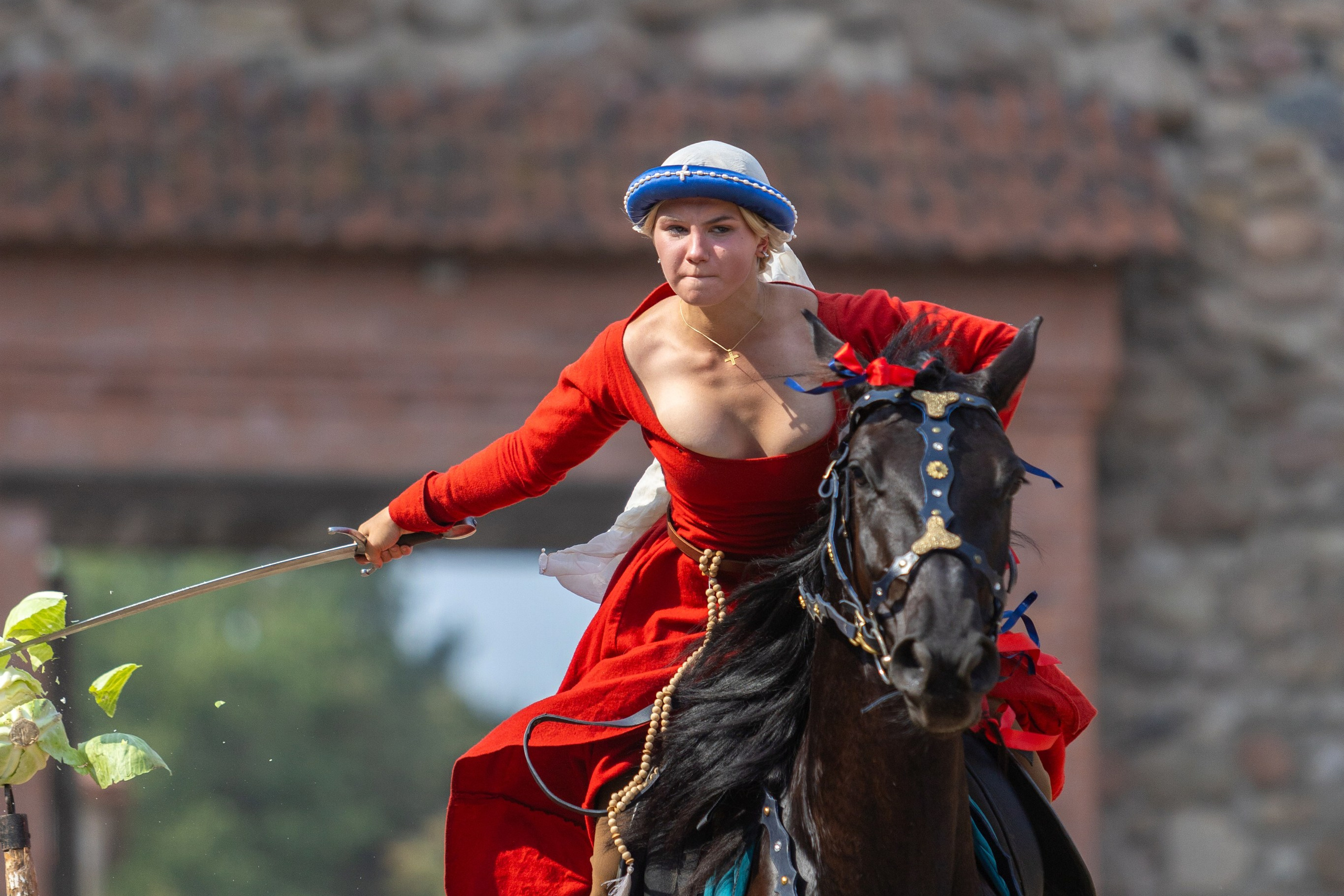 Выступление «Золотой шпоры» на празднике города Лиды. Профессиональный интерьерный и репортажный фотограф Минск и РБ. Максим Орлов