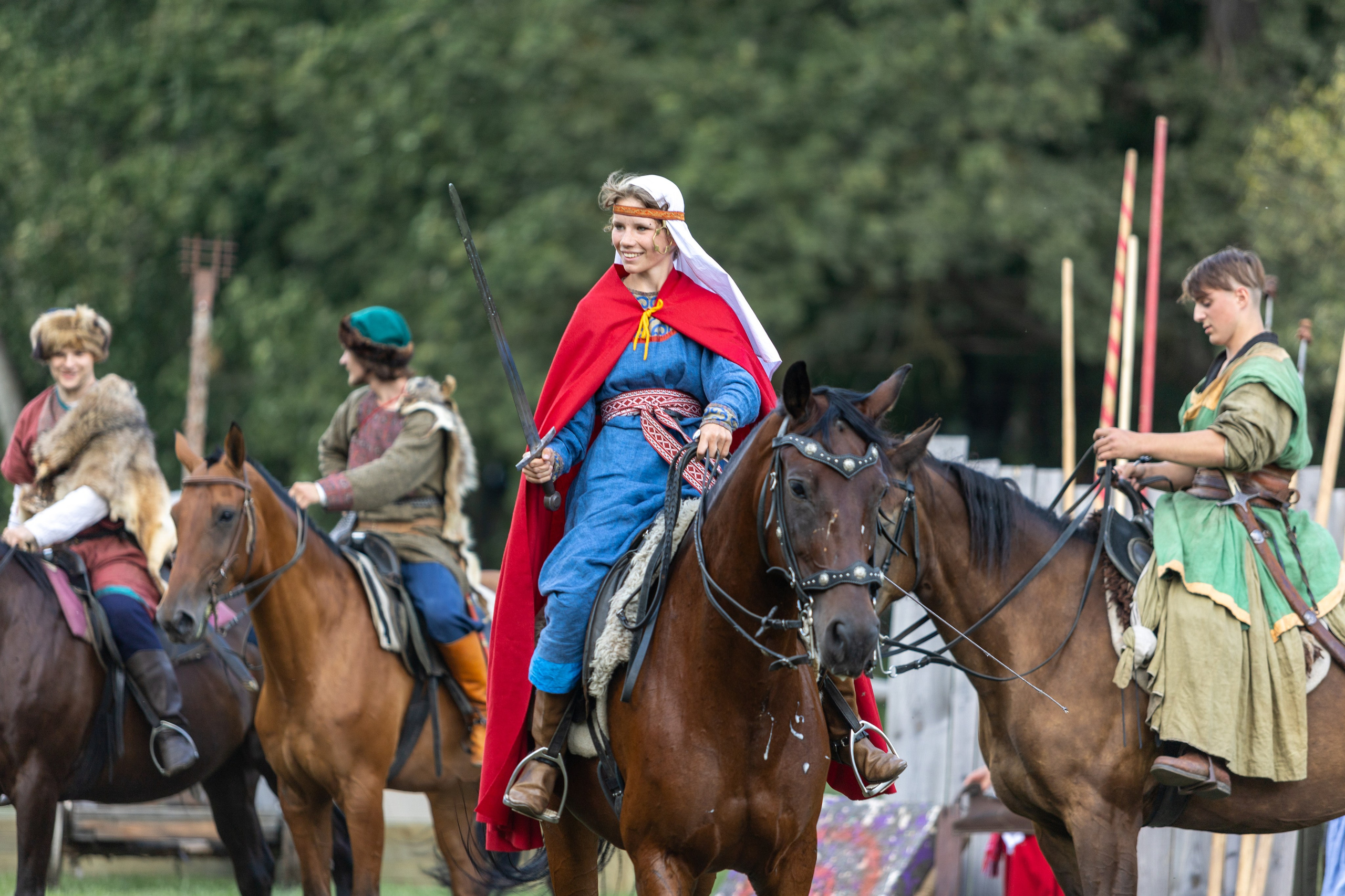 Ежегодный фестиваль средневековья в Дукоре. Профессиональный интерьерный и репортажный фотограф Минск и РБ. Максим Орлов