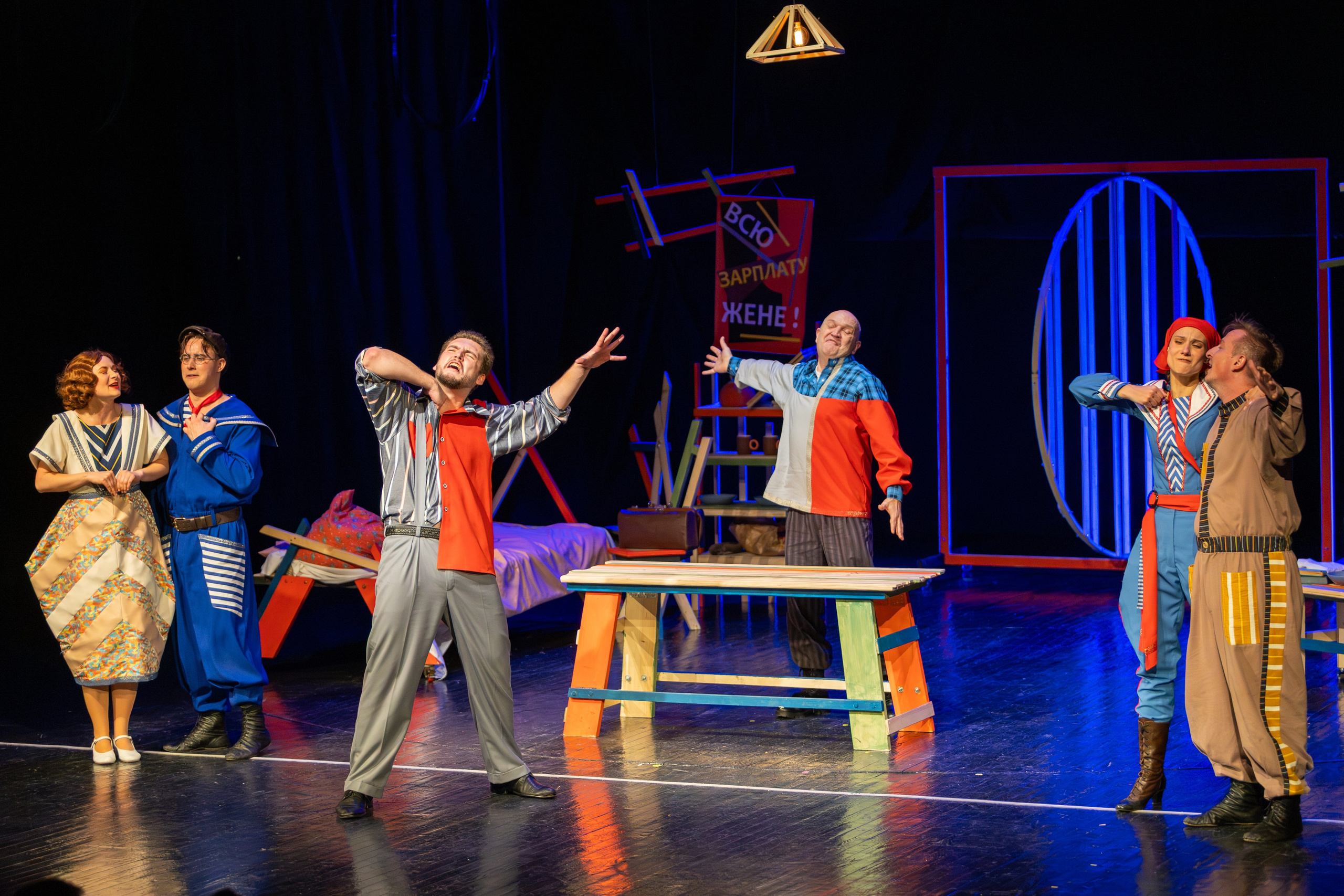 Квадратура круга. Профессиональный интерьерный и репортажный фотограф Минск и РБ. Максим Орлов