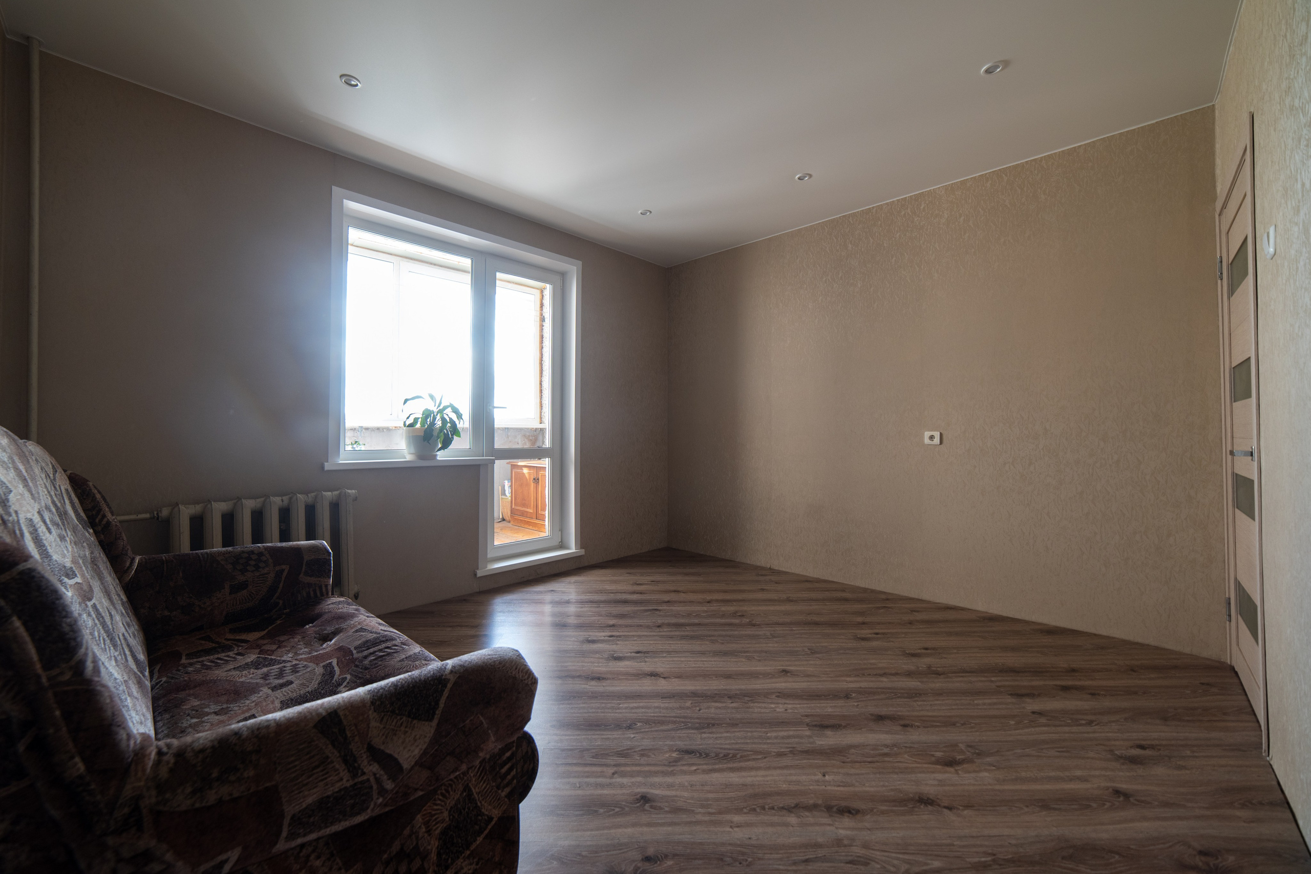 Квартира неизвестна. Эконом вариант. Профессиональный интерьерный и репортажный фотограф Минск и РБ. Максим Орлов