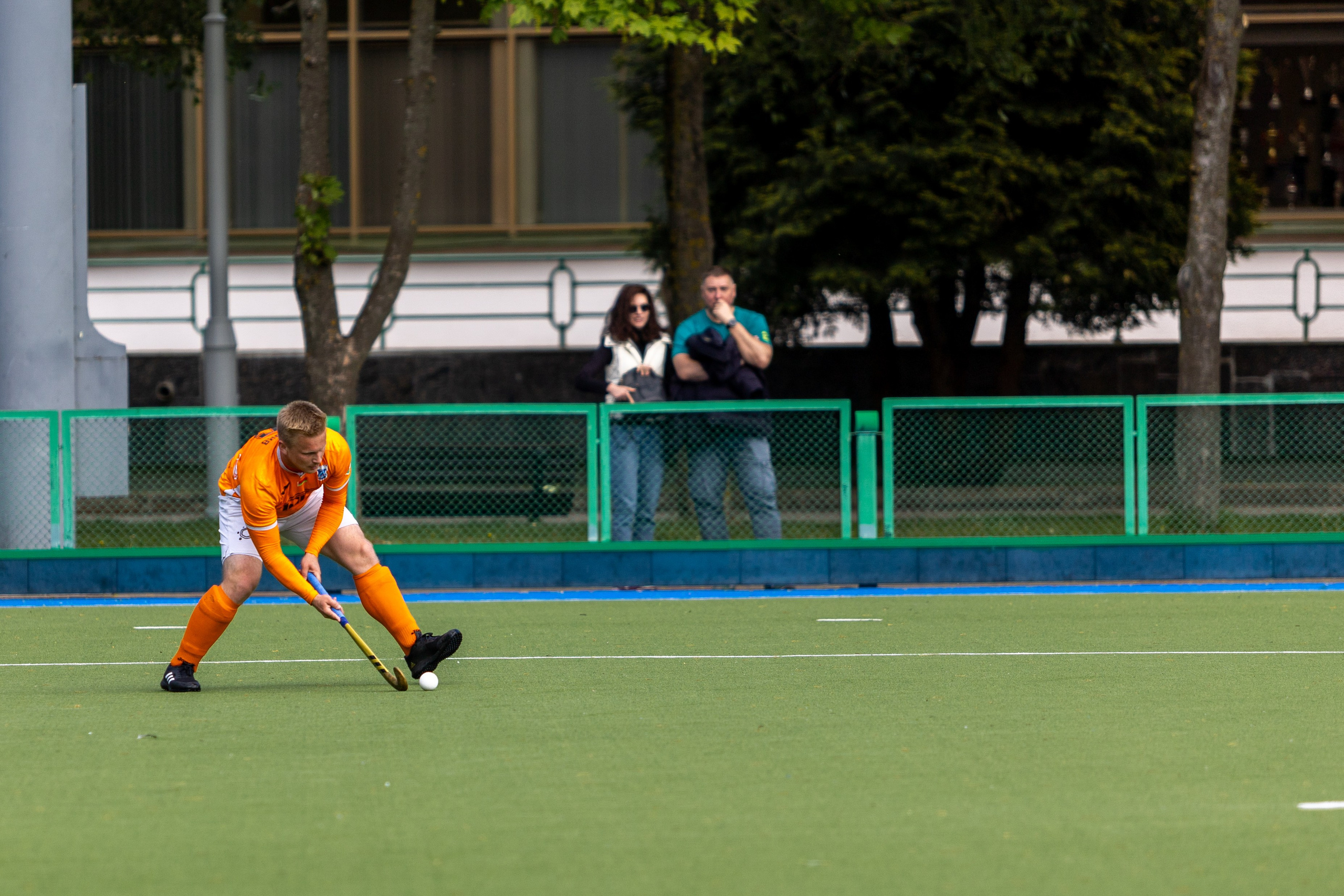 Хоккей на траве. ХК Минск — СК Строитель 11.05.2024. Профессиональный интерьерный и репортажный фотограф Минск и РБ. Максим Орлов