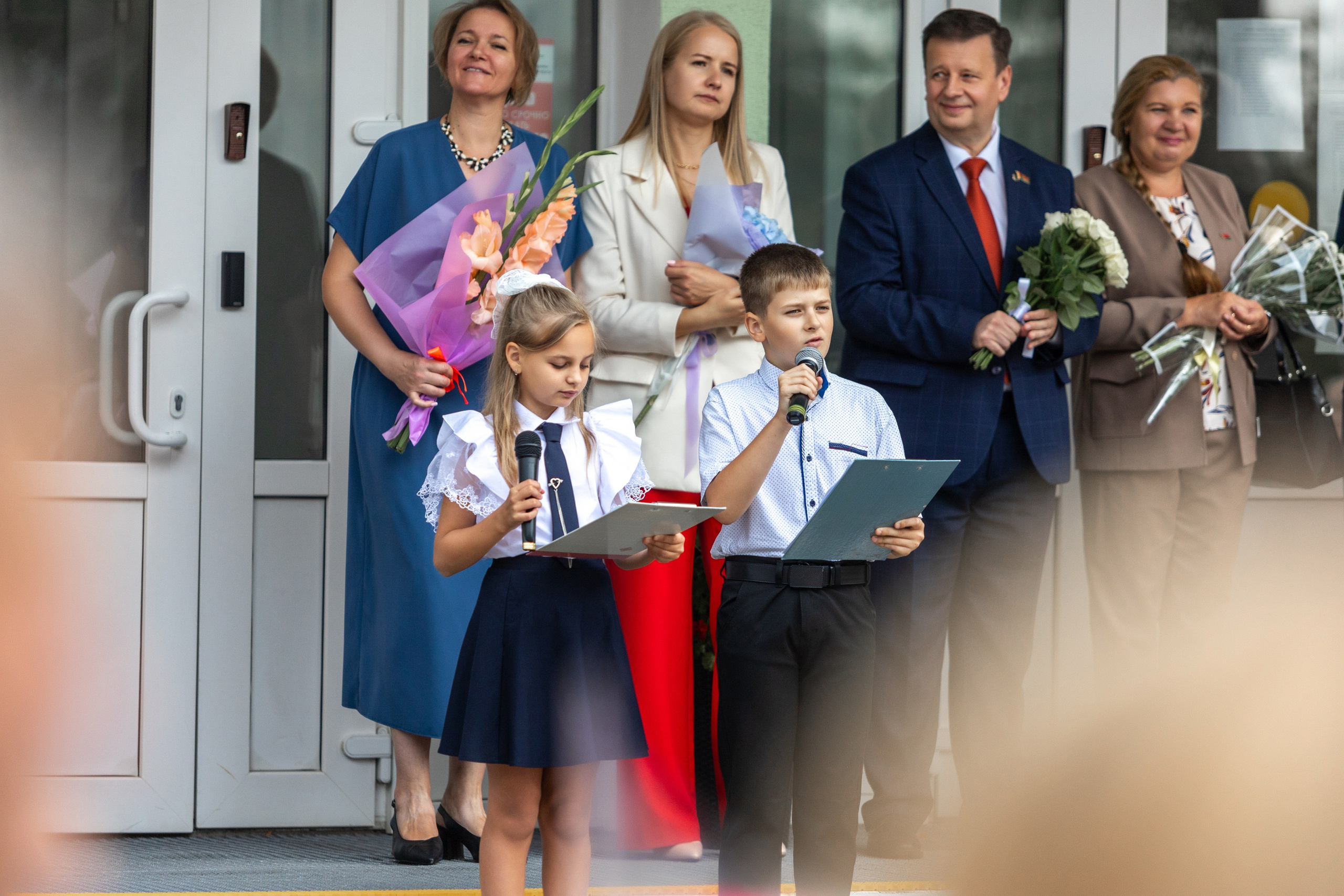 Линейка 1-го сентября. Профессиональный интерьерный и репортажный фотограф Минск и РБ. Максим Орлов