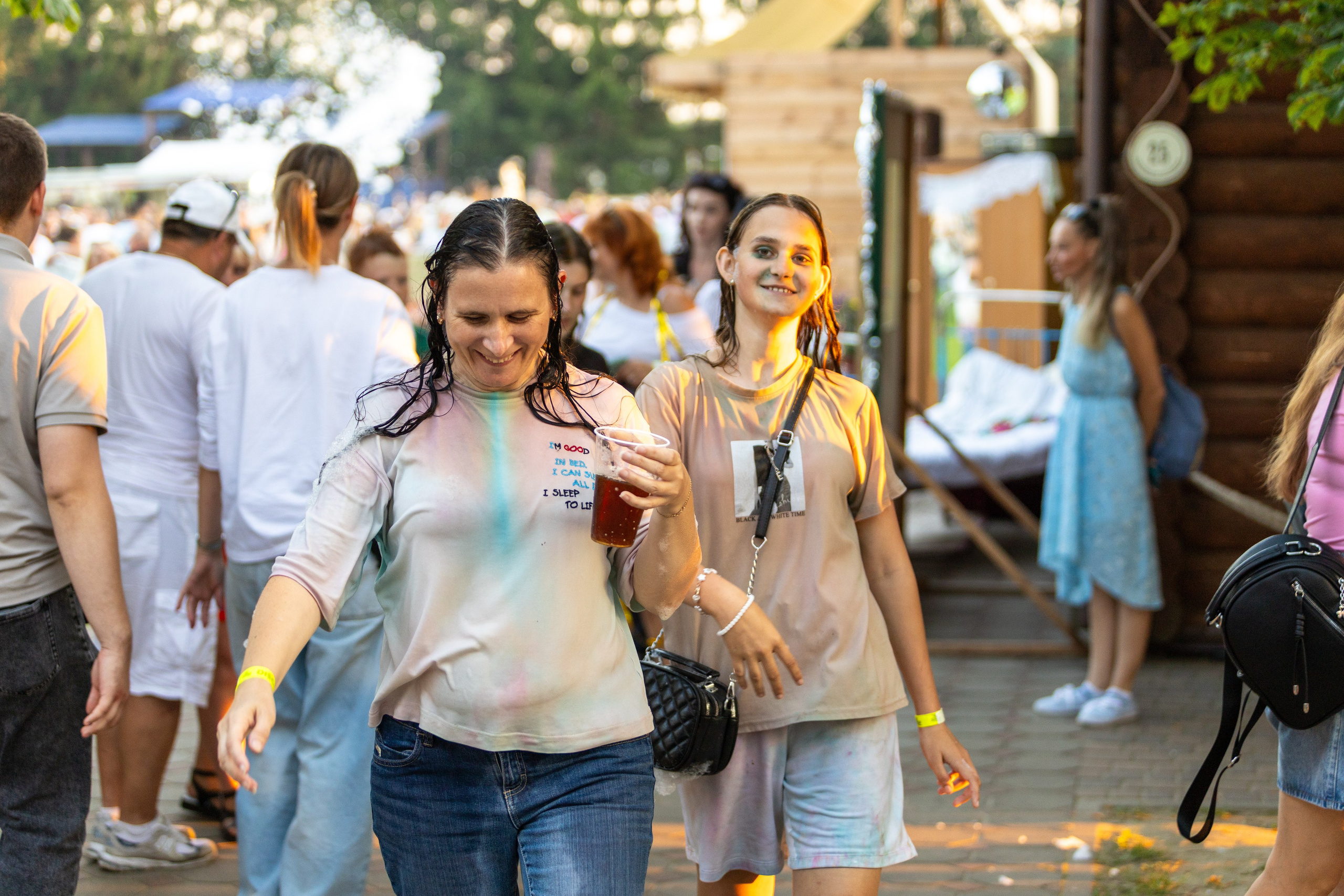 Дискохит. Профессиональный интерьерный и репортажный фотограф Минск и РБ. Максим Орлов