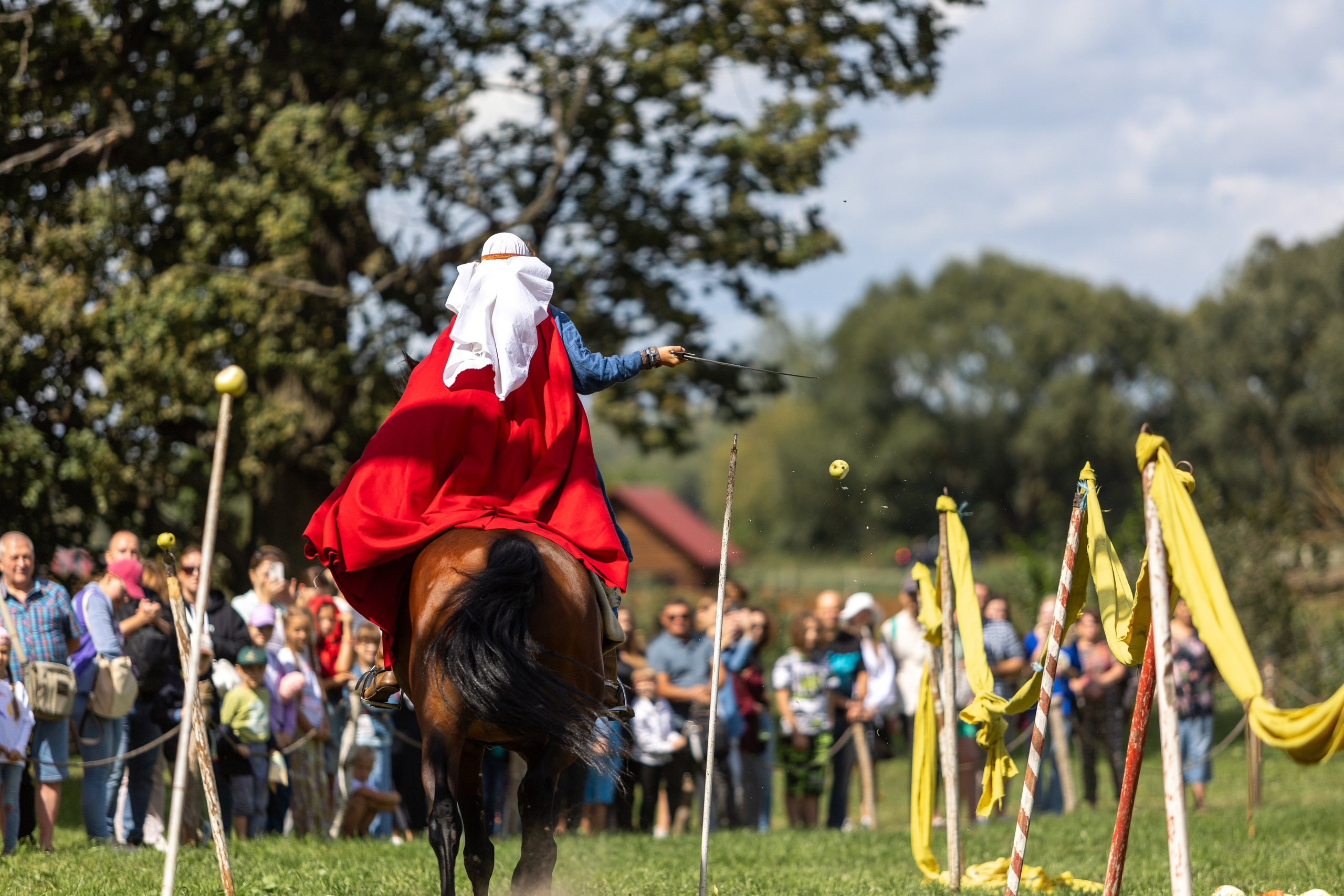 Ежегодный фестиваль средневековья в Дукоре. Профессиональный интерьерный и репортажный фотограф Минск и РБ. Максим Орлов