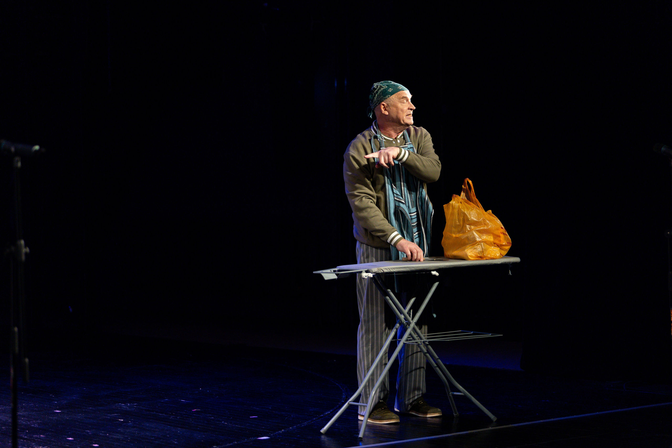 Новый театр «Нобелевская неделя». Профессиональный интерьерный и репортажный фотограф Минск и РБ. Максим Орлов