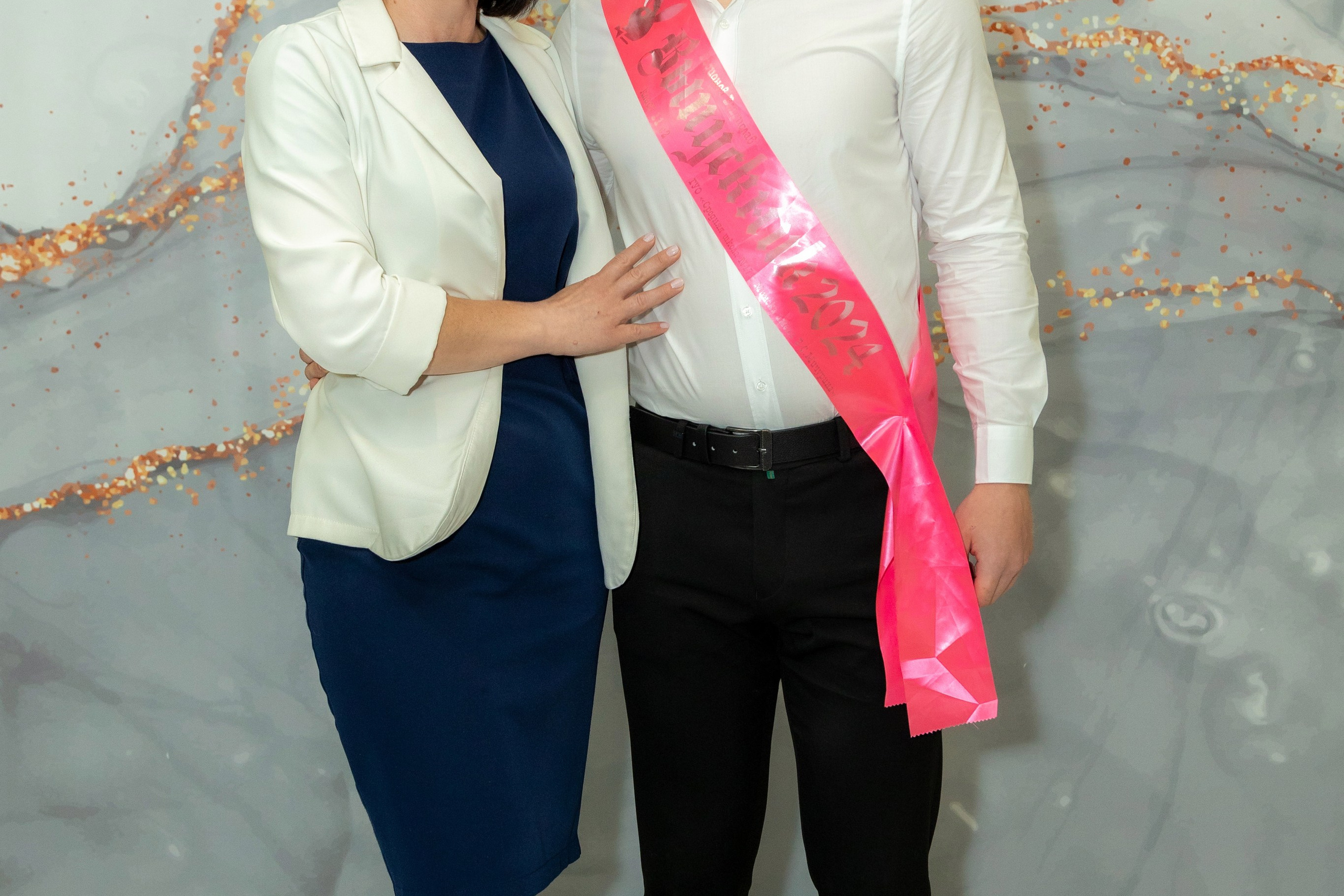 Вручение дипломов. 47 школа. Профессиональный интерьерный и репортажный фотограф Минск и РБ. Максим Орлов