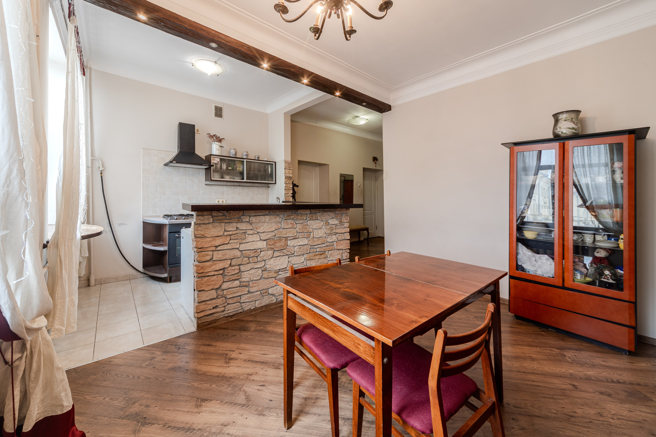 Пр. Независимости 37. Для продажи. Профессиональный интерьерный и репортажный фотограф Минск и РБ. Максим Орлов