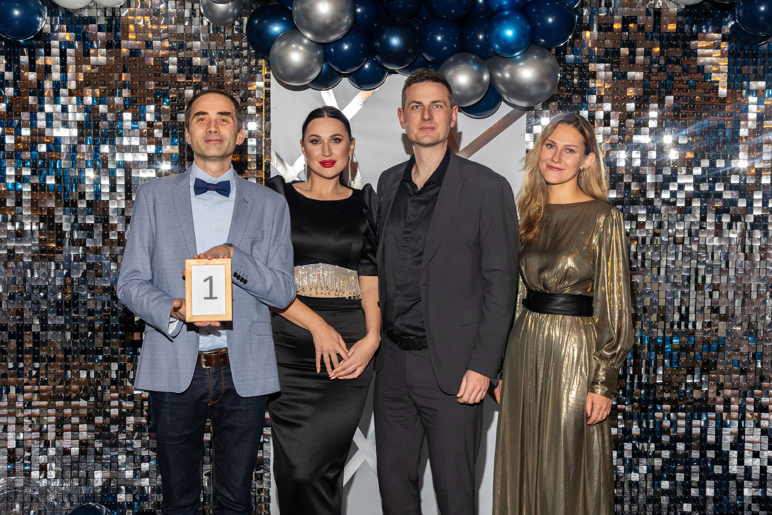 Новогодний корпоратив. Профессиональный интерьерный и репортажный фотограф Минск и РБ. Максим Орлов