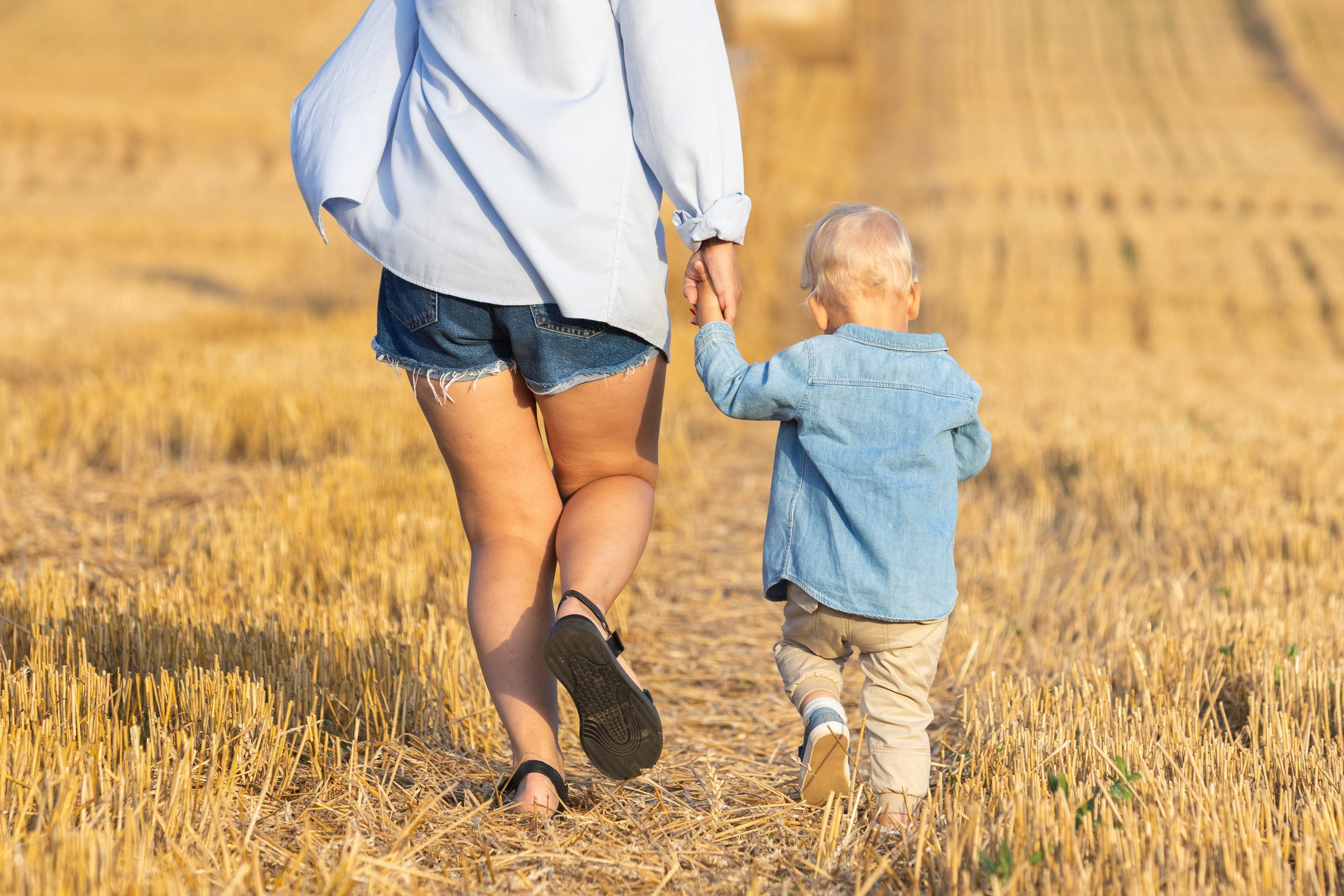 Семейная фотосъемка Кристины с сыном Костей. Профессиональный интерьерный и репортажный фотограф Минск и РБ. Максим Орлов