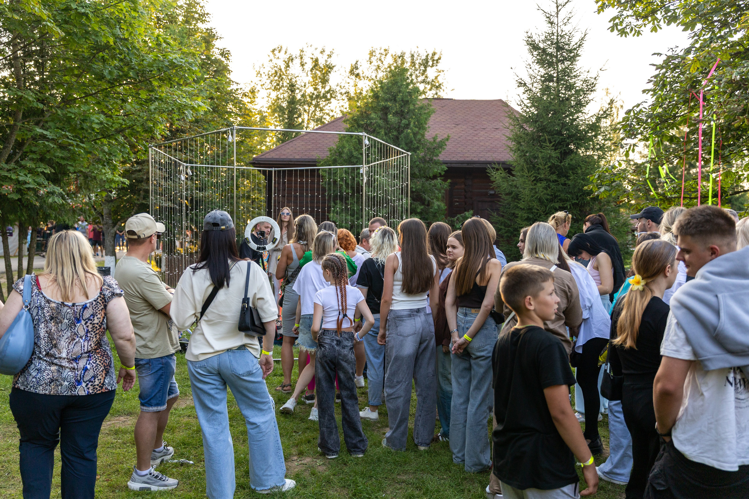 Дискохит. Профессиональный интерьерный и репортажный фотограф Минск и РБ. Максим Орлов