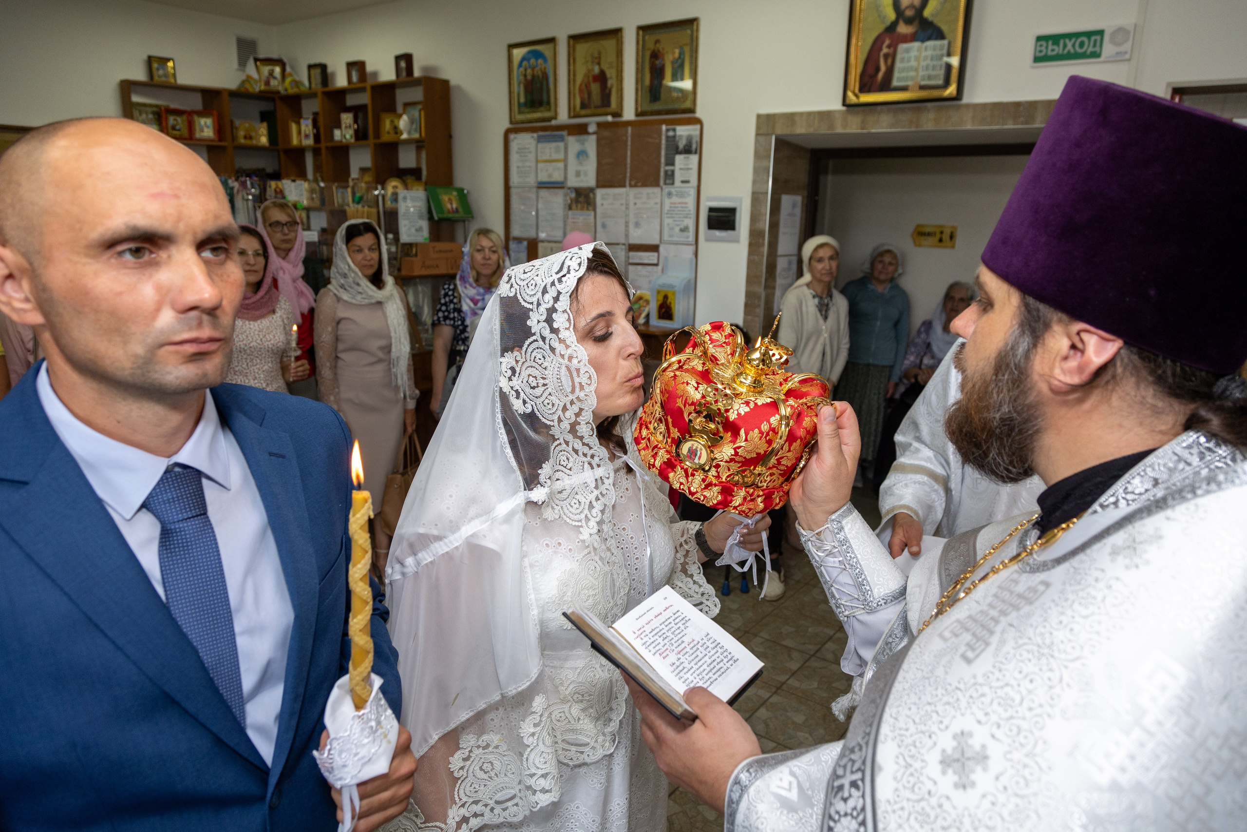 Венчание Михаила и Ольги. Профессиональный интерьерный и репортажный фотограф Минск и РБ. Максим Орлов