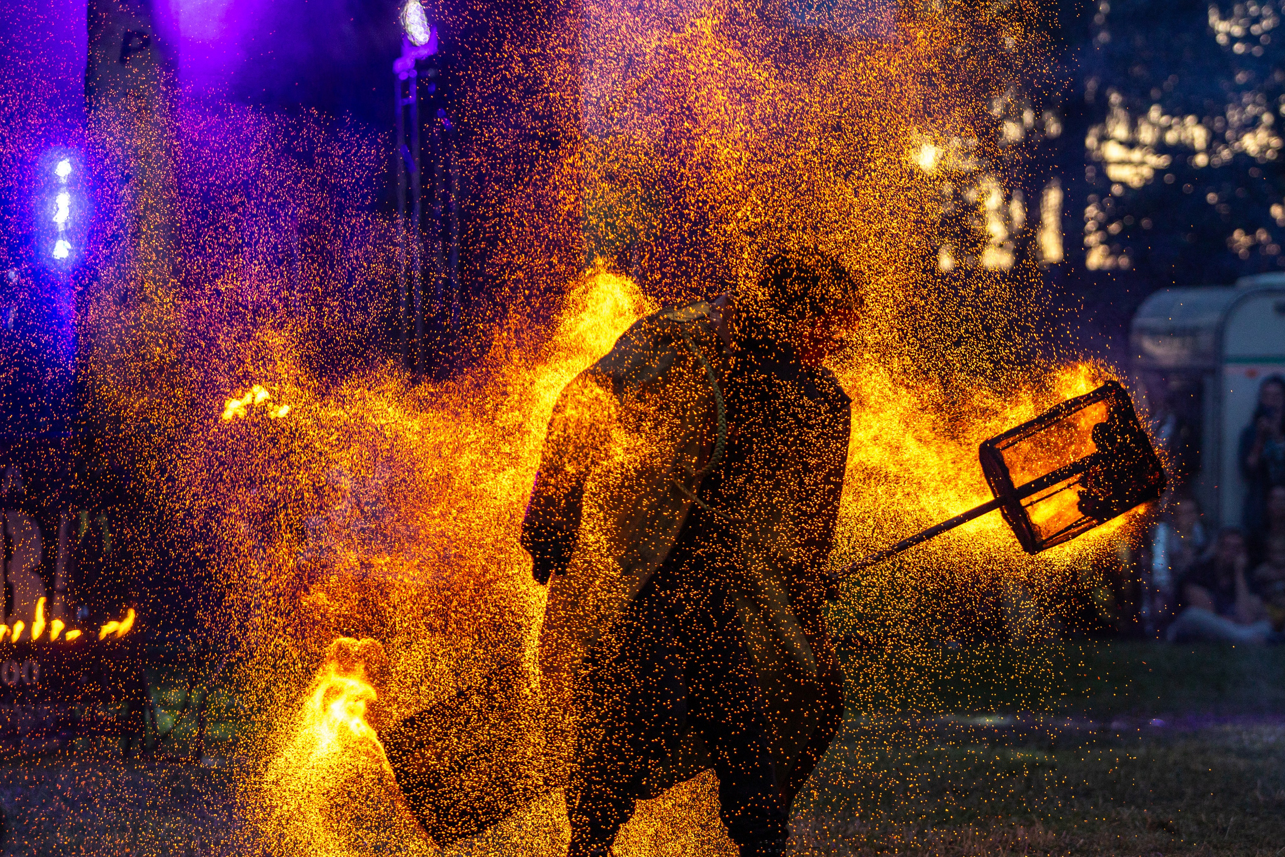 Свята сонца. Профессиональный интерьерный и репортажный фотограф Минск и РБ. Максим Орлов