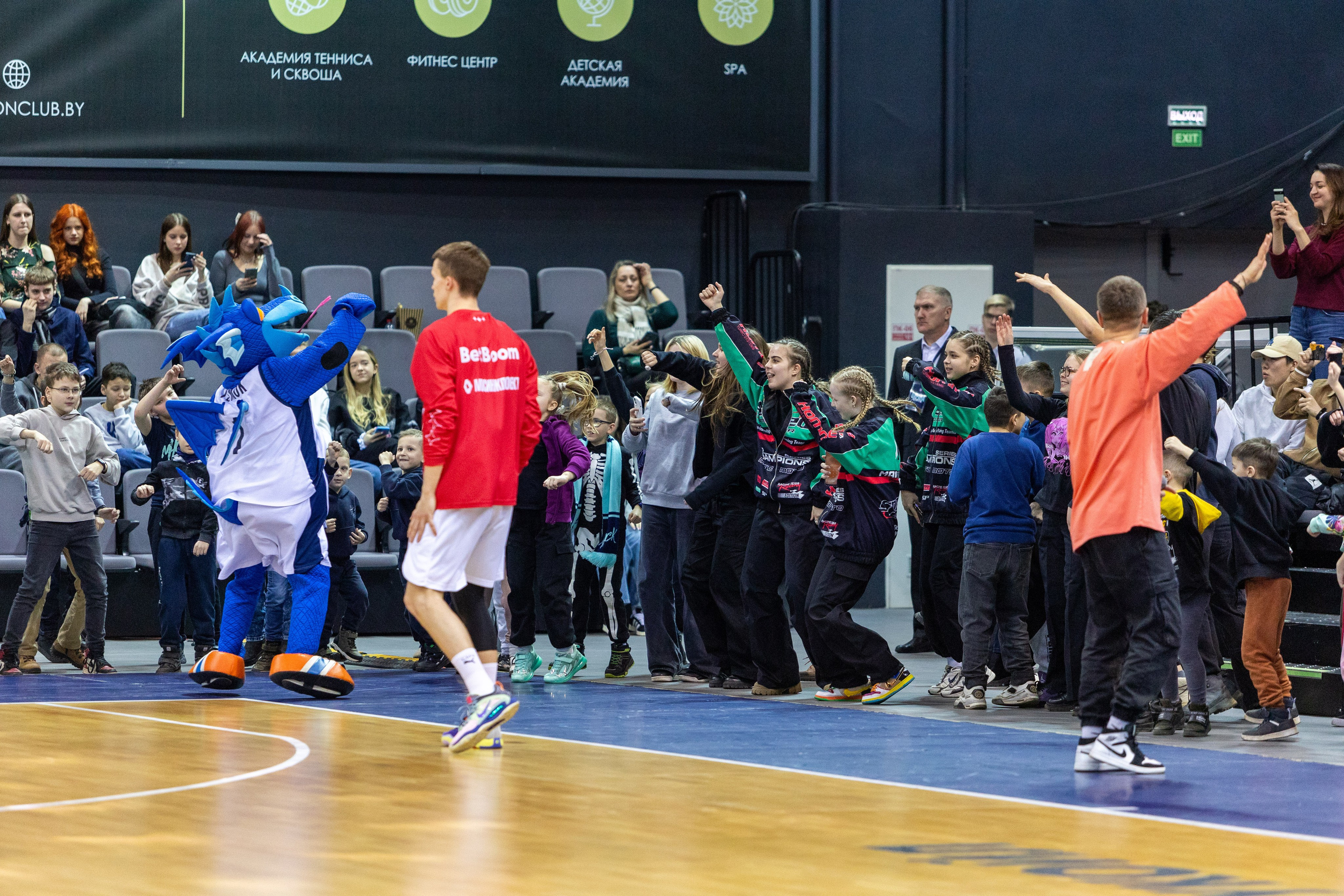 Баскетбол. Минск — MBA. 09.03.2024. Профессиональный интерьерный и репортажный фотограф Минск и РБ. Максим Орлов