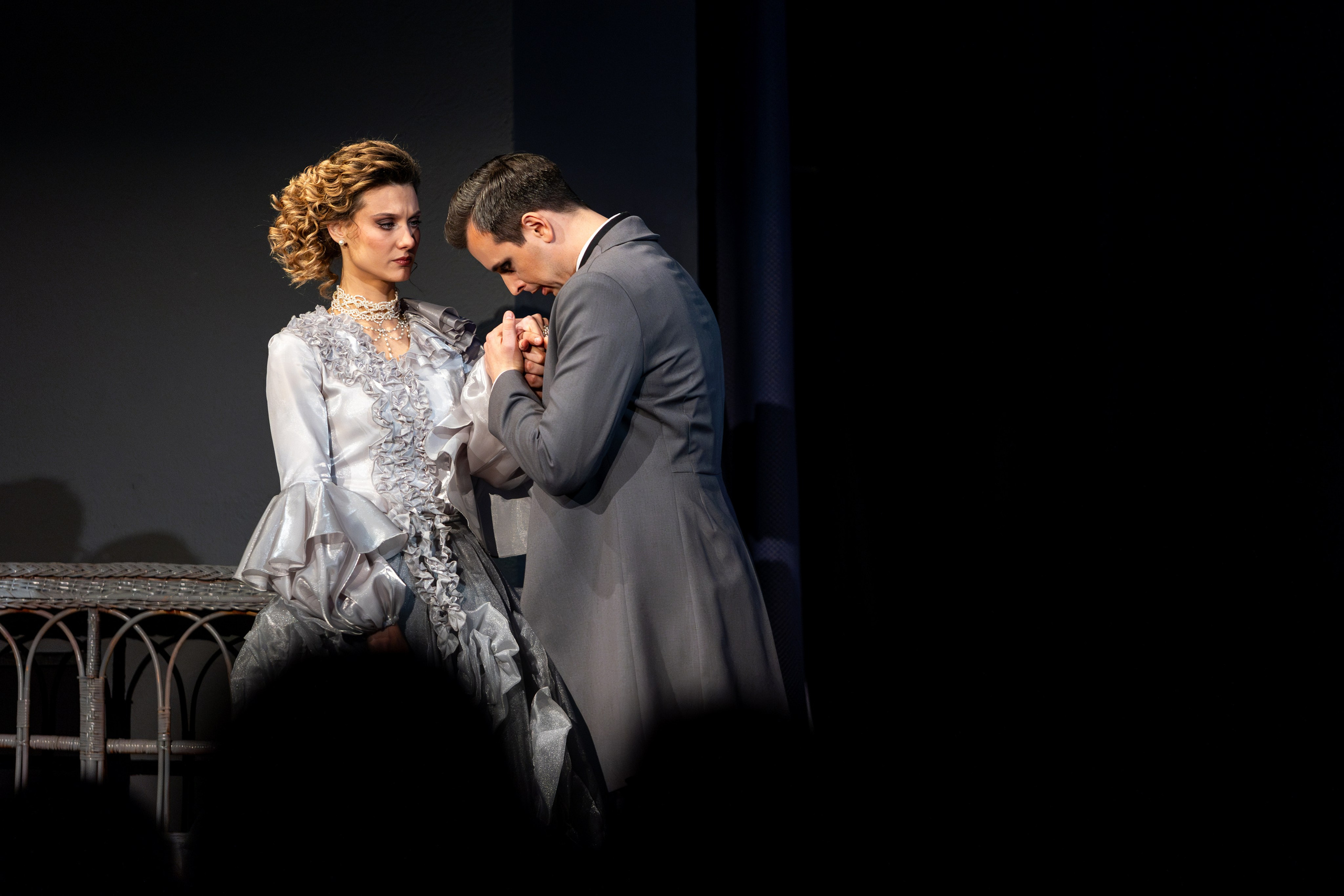 Новый театр «Я вещь». Профессиональный интерьерный и репортажный фотограф Минск и РБ. Максим Орлов